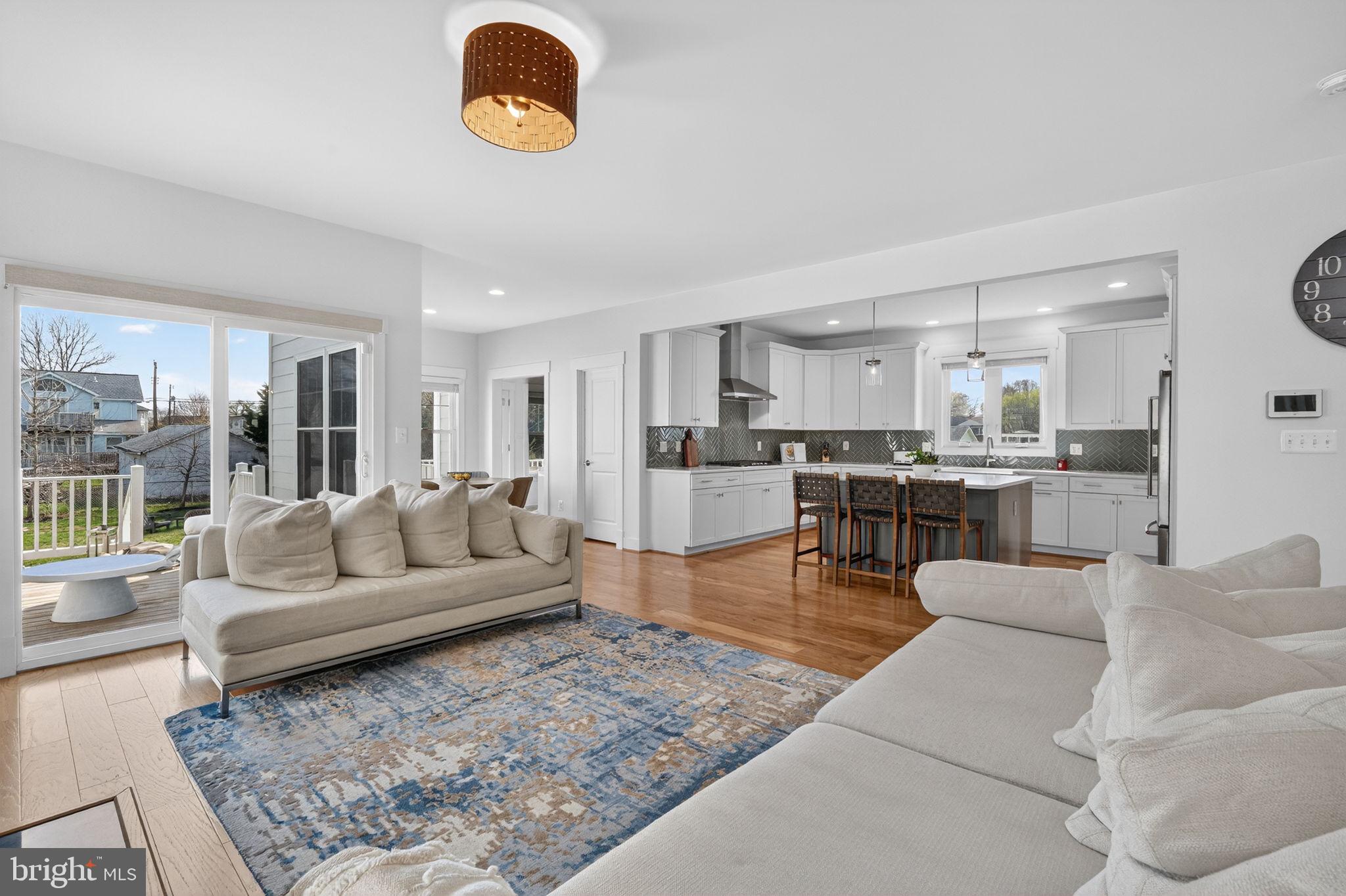 DOUGLAS PARK - Residential