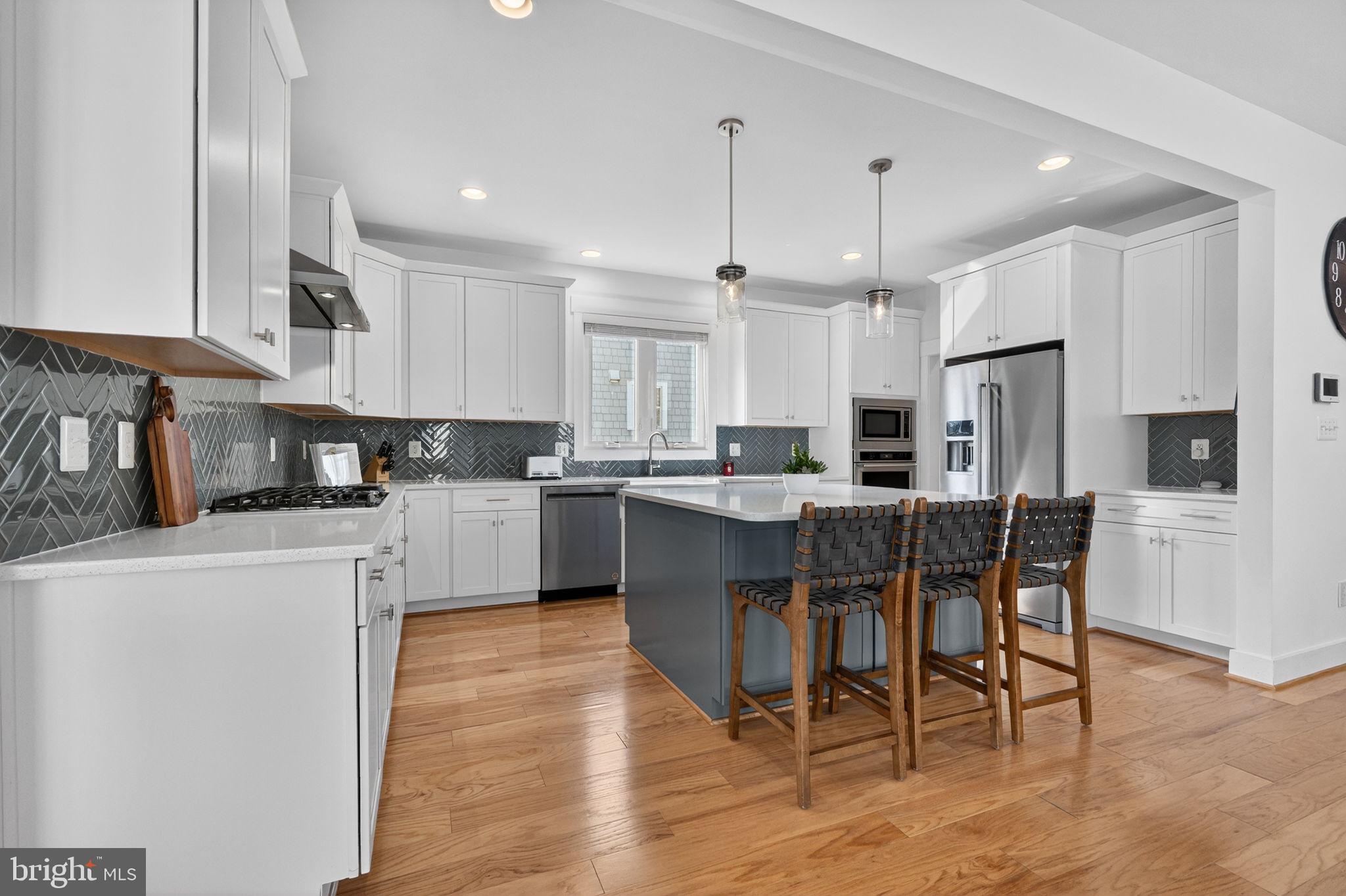 DOUGLAS PARK - Residential