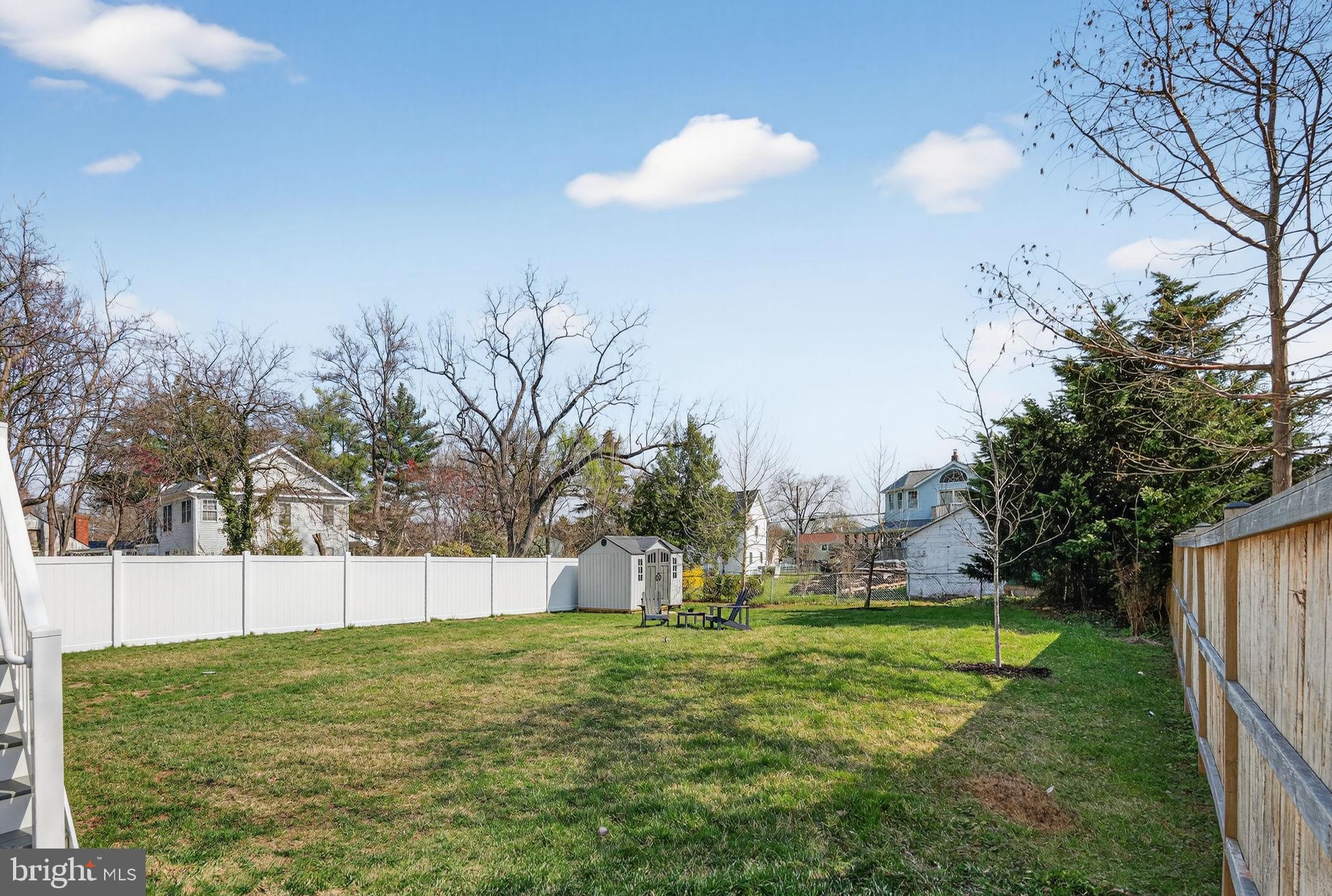 DOUGLAS PARK - Residential