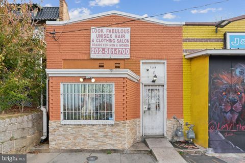 2203 MINNESOTA AVENUE SE WASHINGTON DC 20020