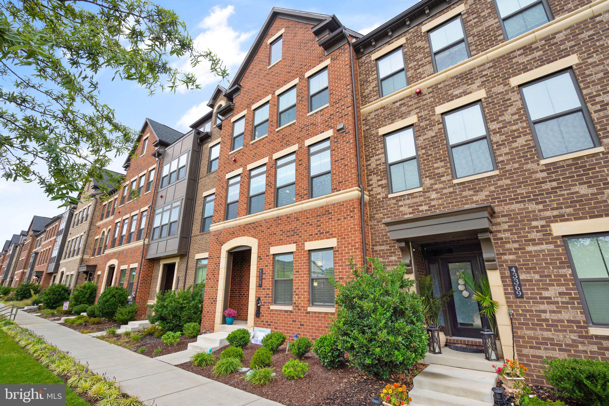 WESTMOORE AT MOOREFIELD - Residential