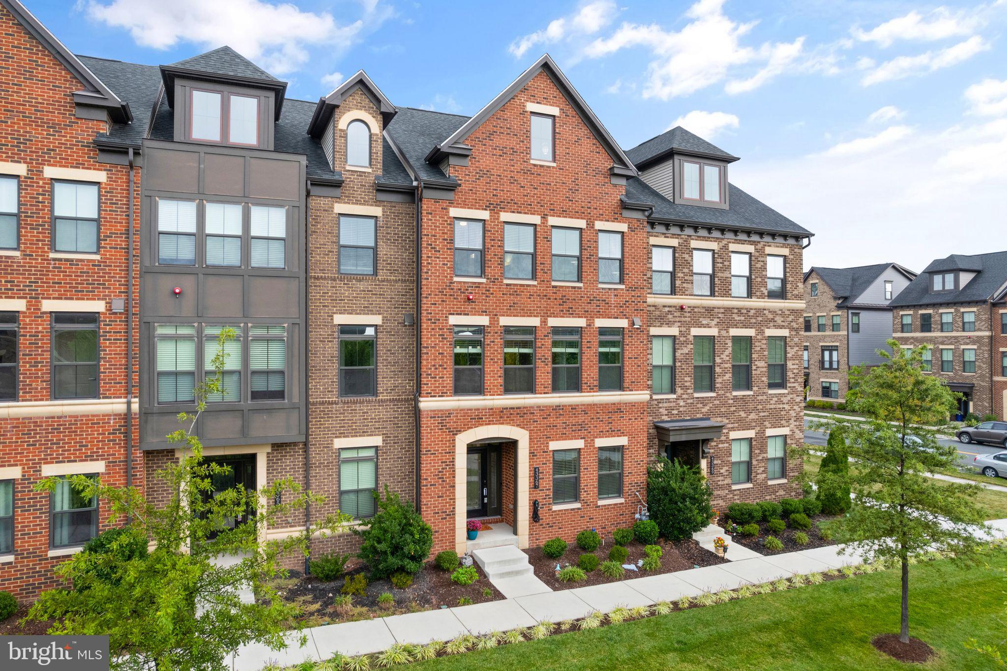 WESTMOORE AT MOOREFIELD - Residential