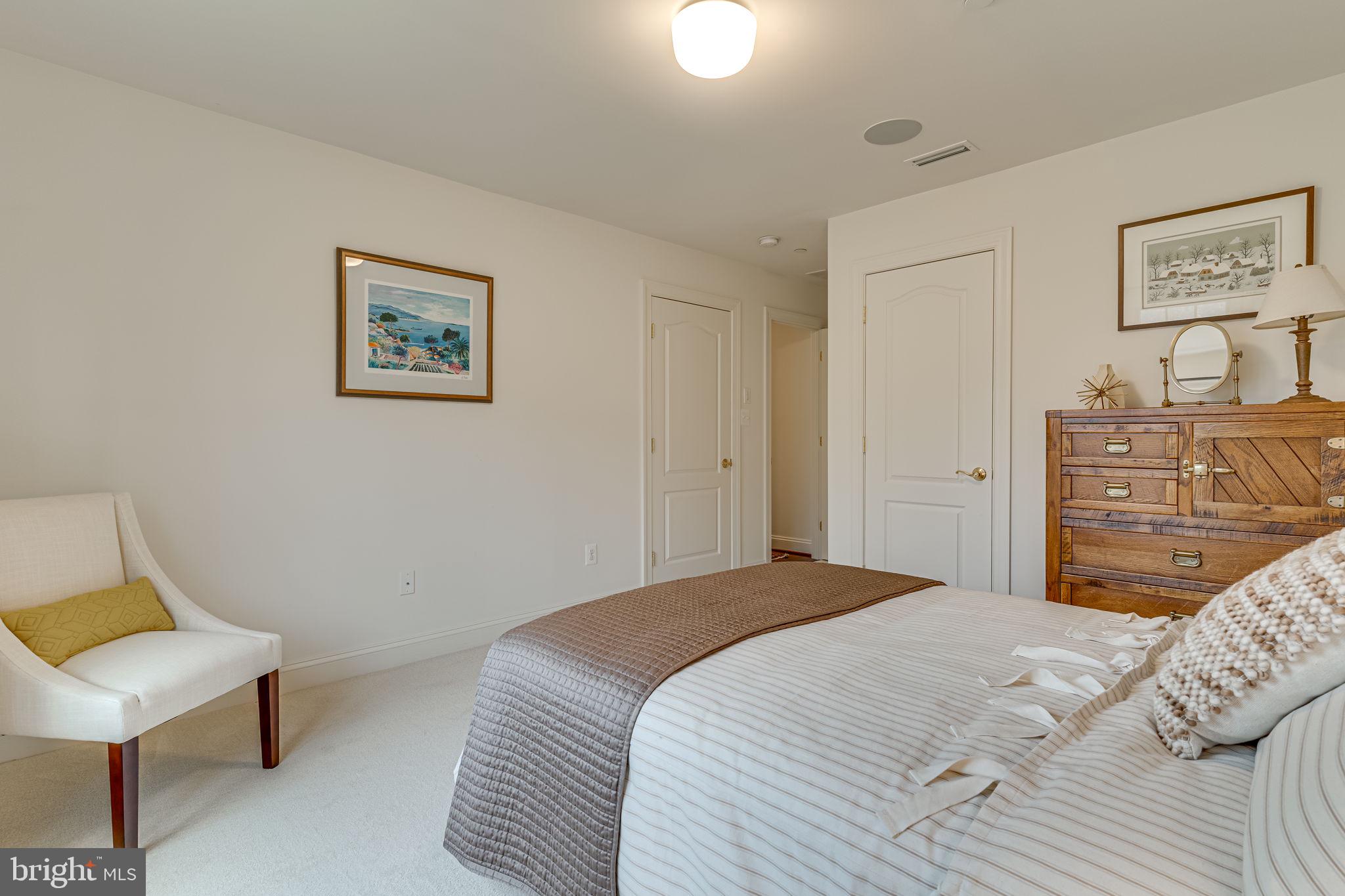 THE VINEYARD - Residential