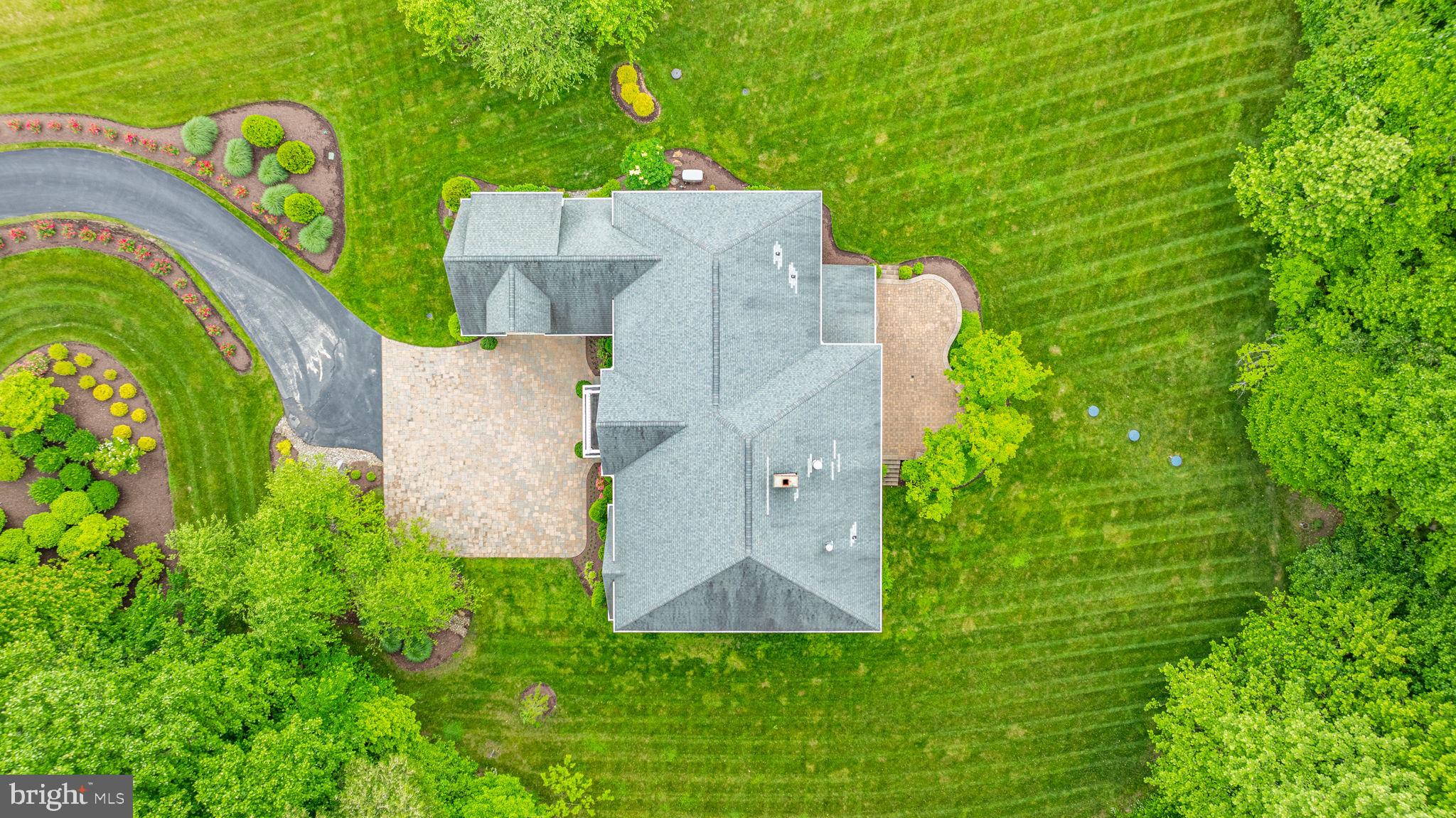 THE VINEYARD - Residential