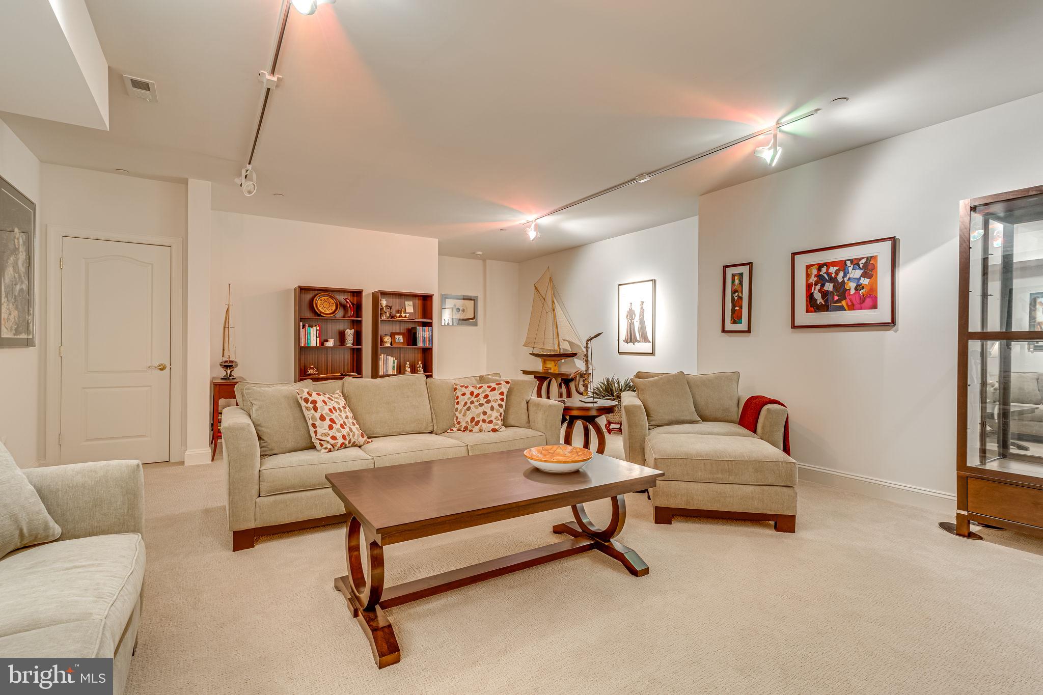 THE VINEYARD - Residential