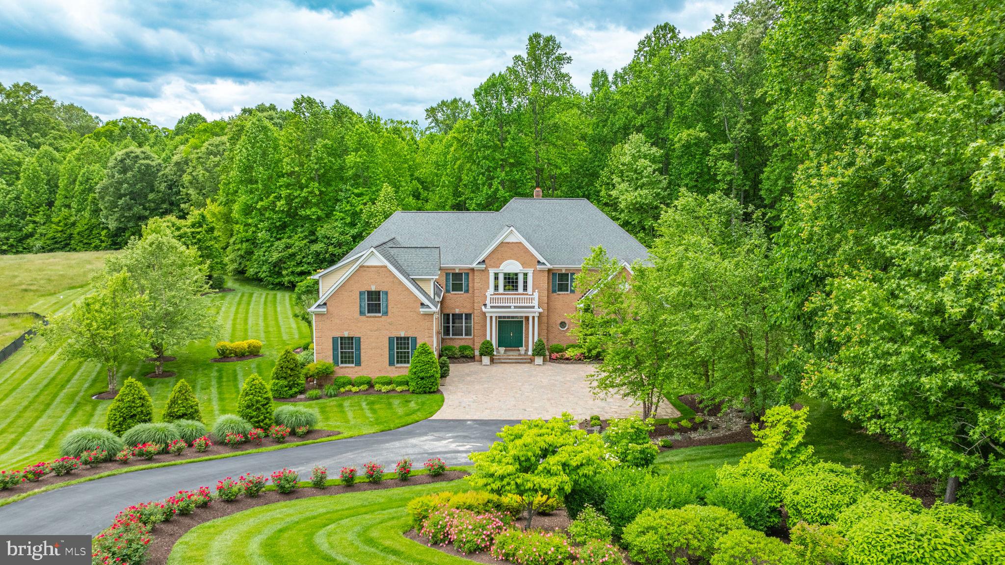 THE VINEYARD - Residential