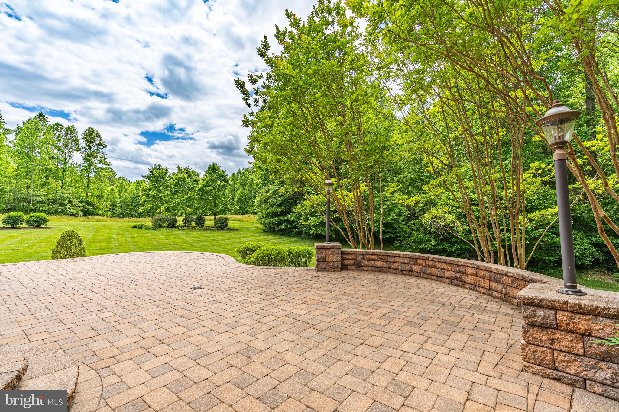 THE VINEYARD - Residential