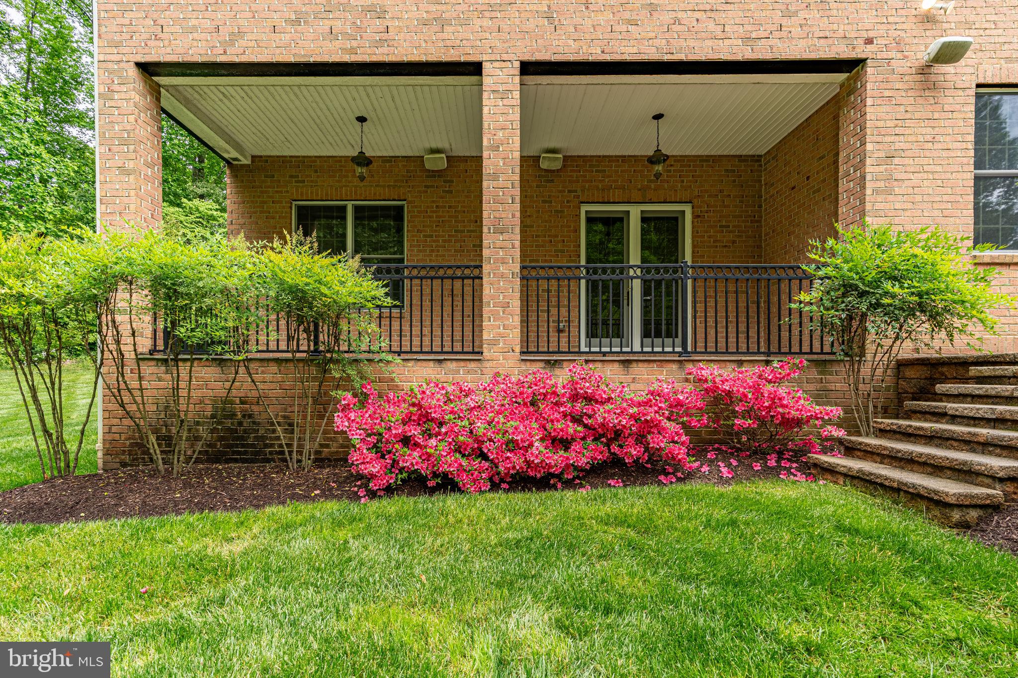 THE VINEYARD - Residential