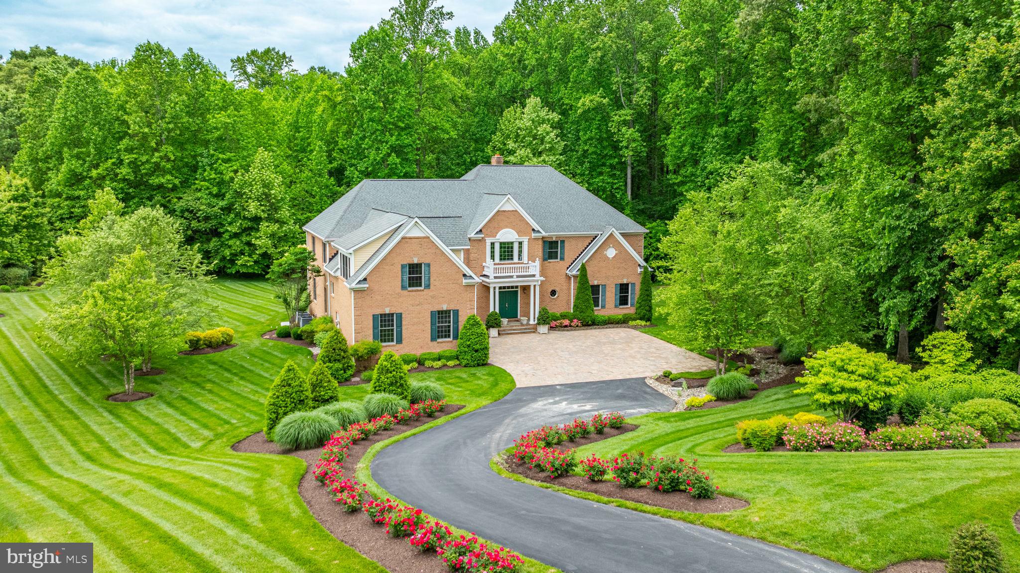 THE VINEYARD - Residential