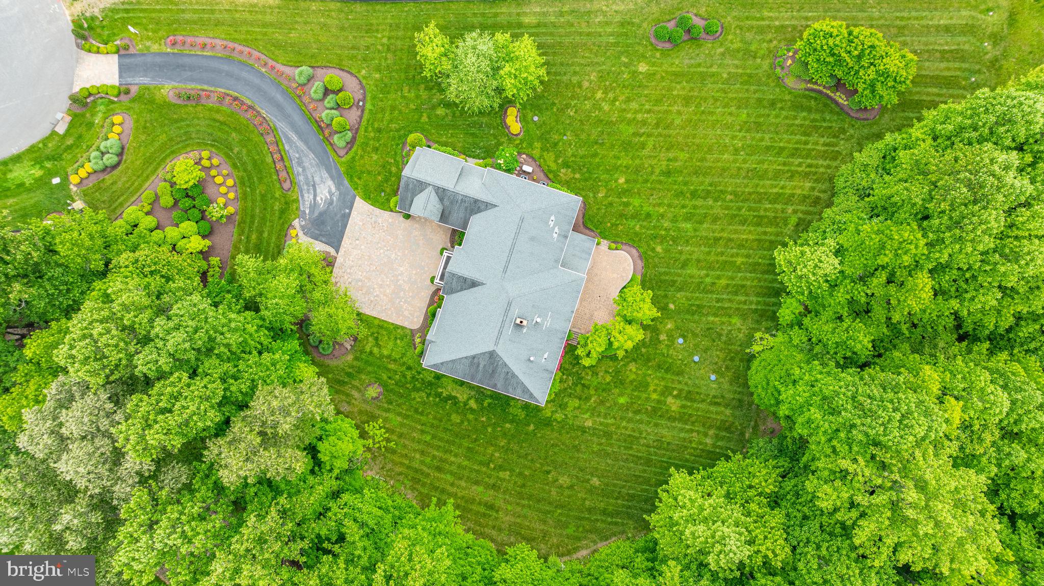 THE VINEYARD - Residential