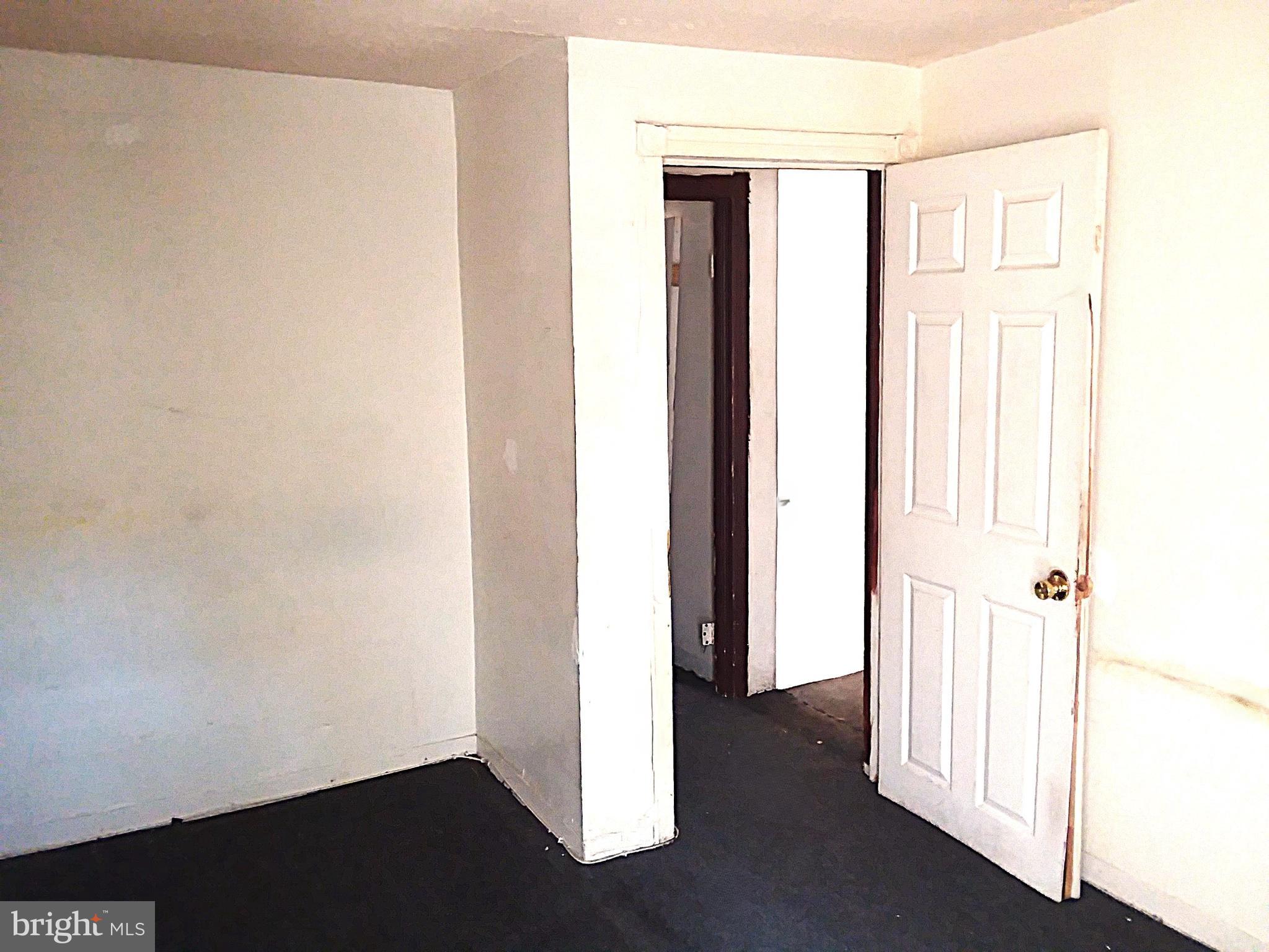 SANDTOWN-WINCHESTER - Residential