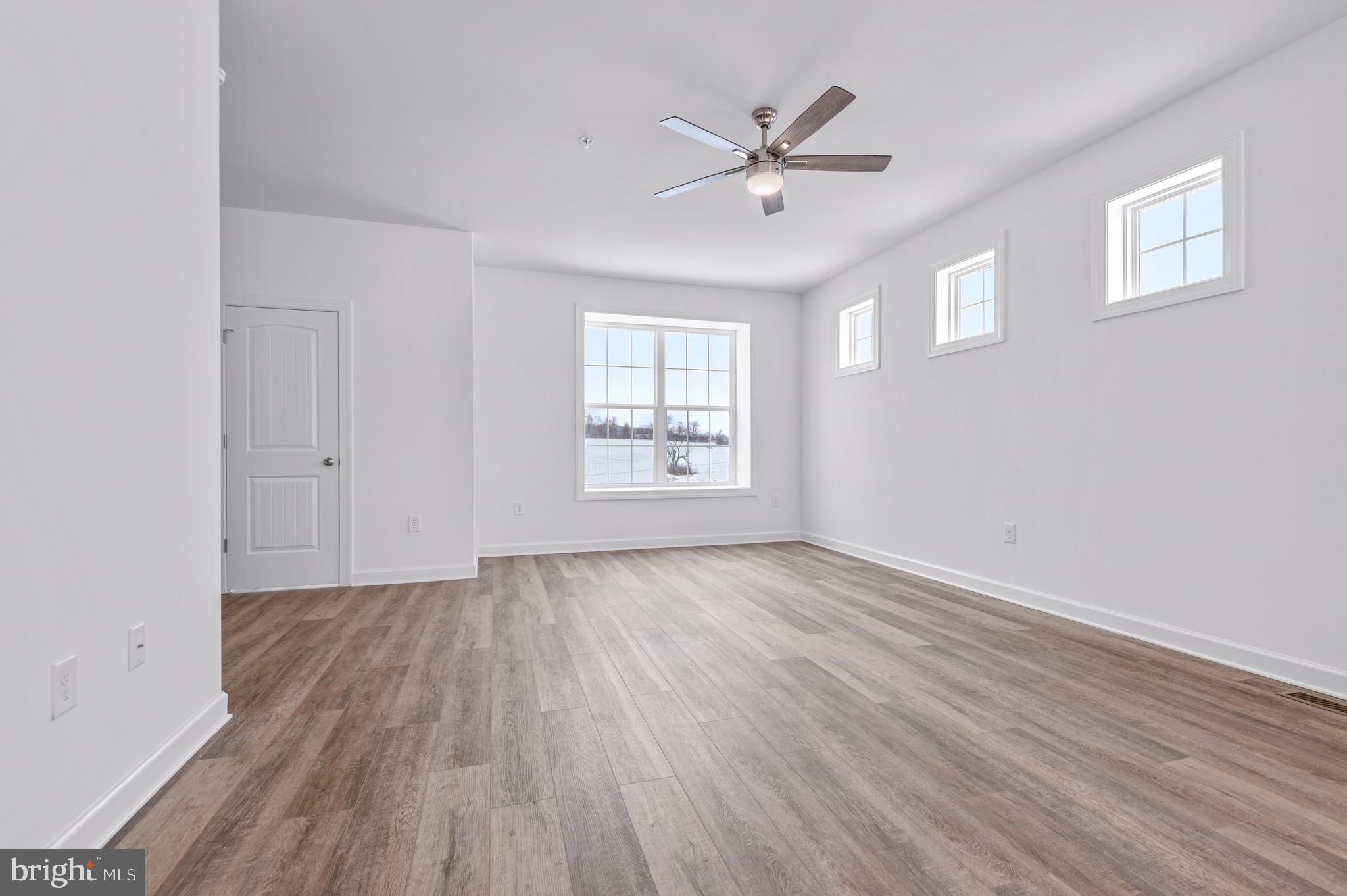 HUDSON RIDGE - Residential