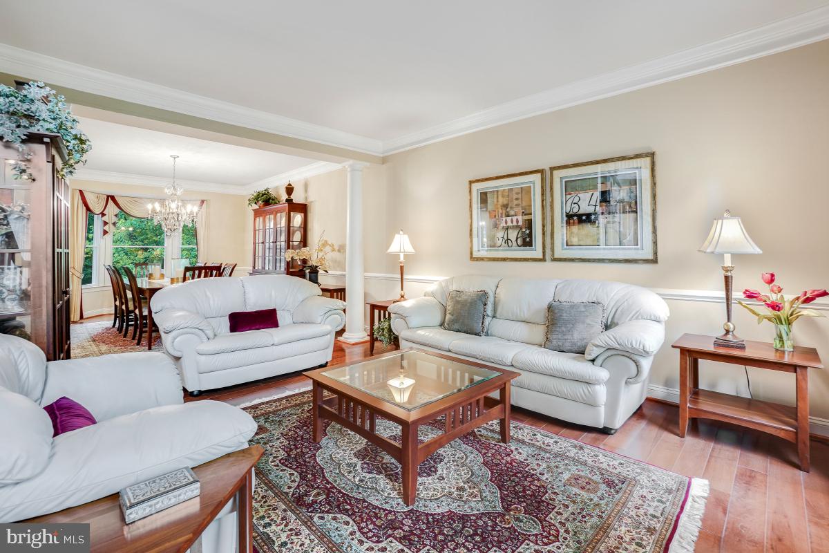 304 ALDERWOOD DRIVE