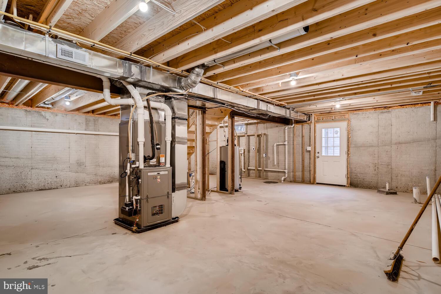 VICTORY VILLA - Residential