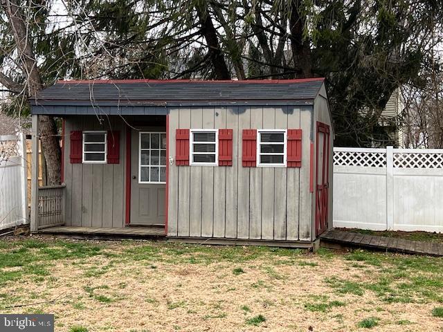 1105 WILLIAMSBURG ROAD