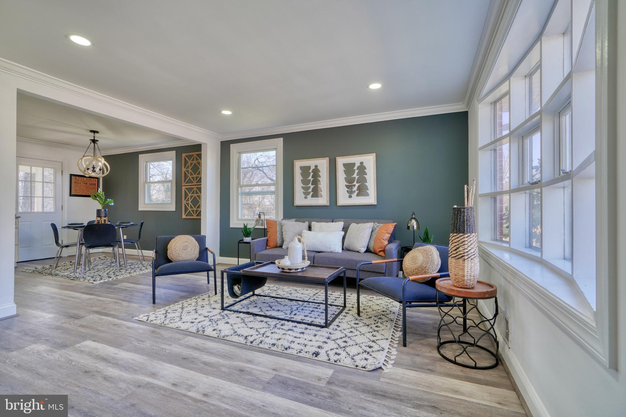 SILVER MANOR - Residential