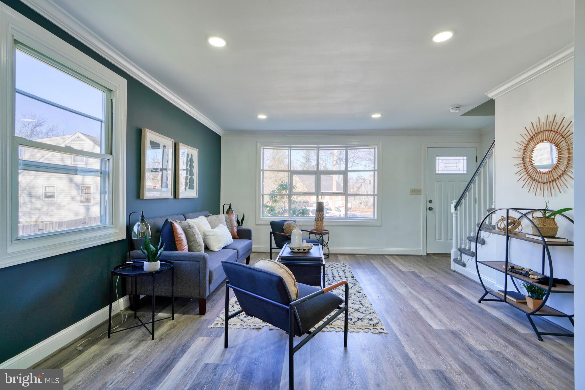 SILVER MANOR - Residential