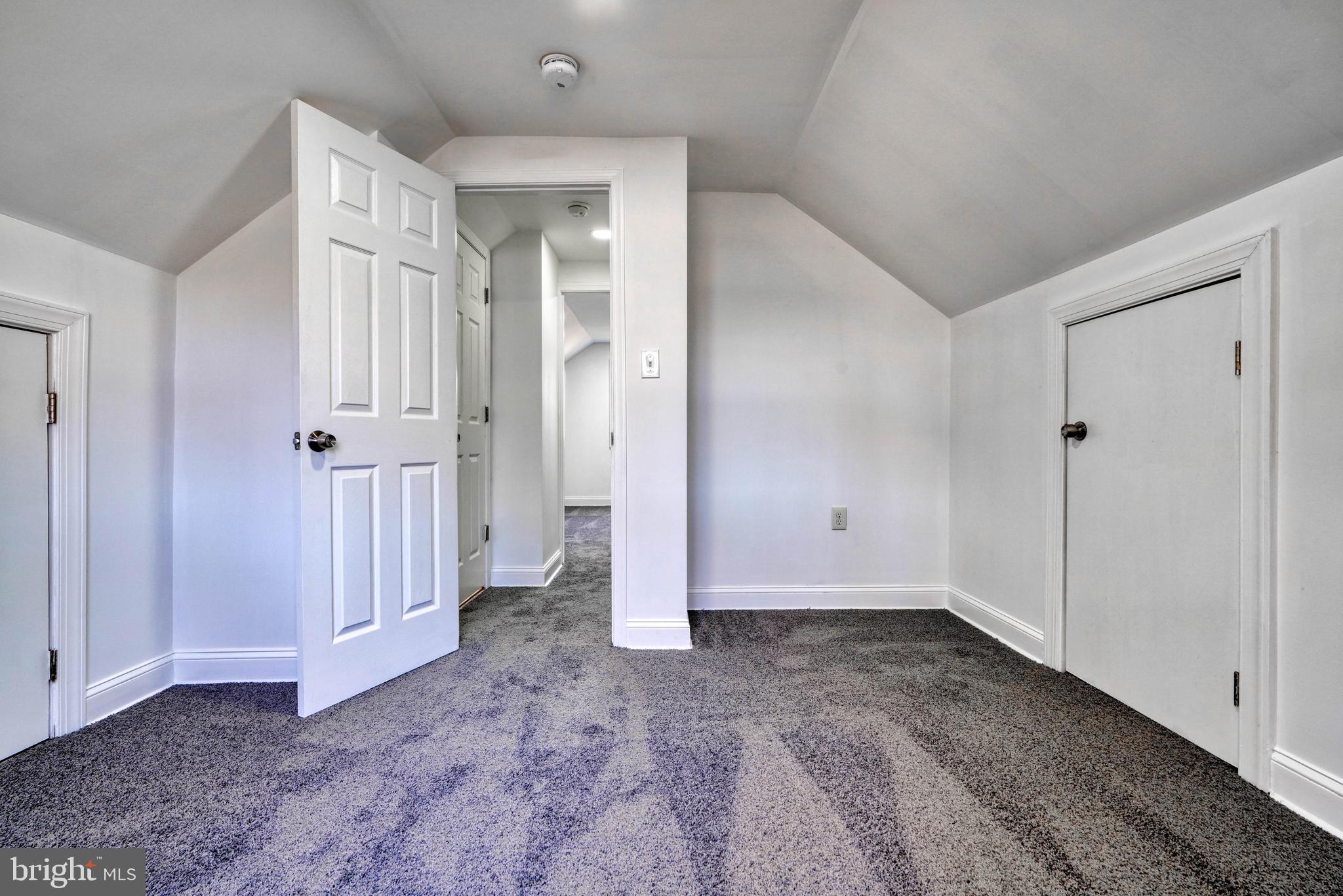 SILVER MANOR - Residential