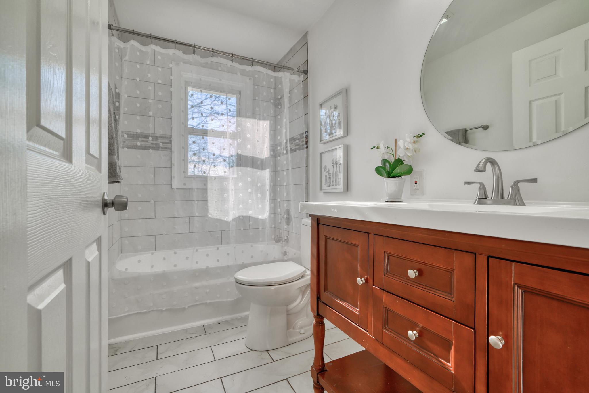 SILVER MANOR - Residential