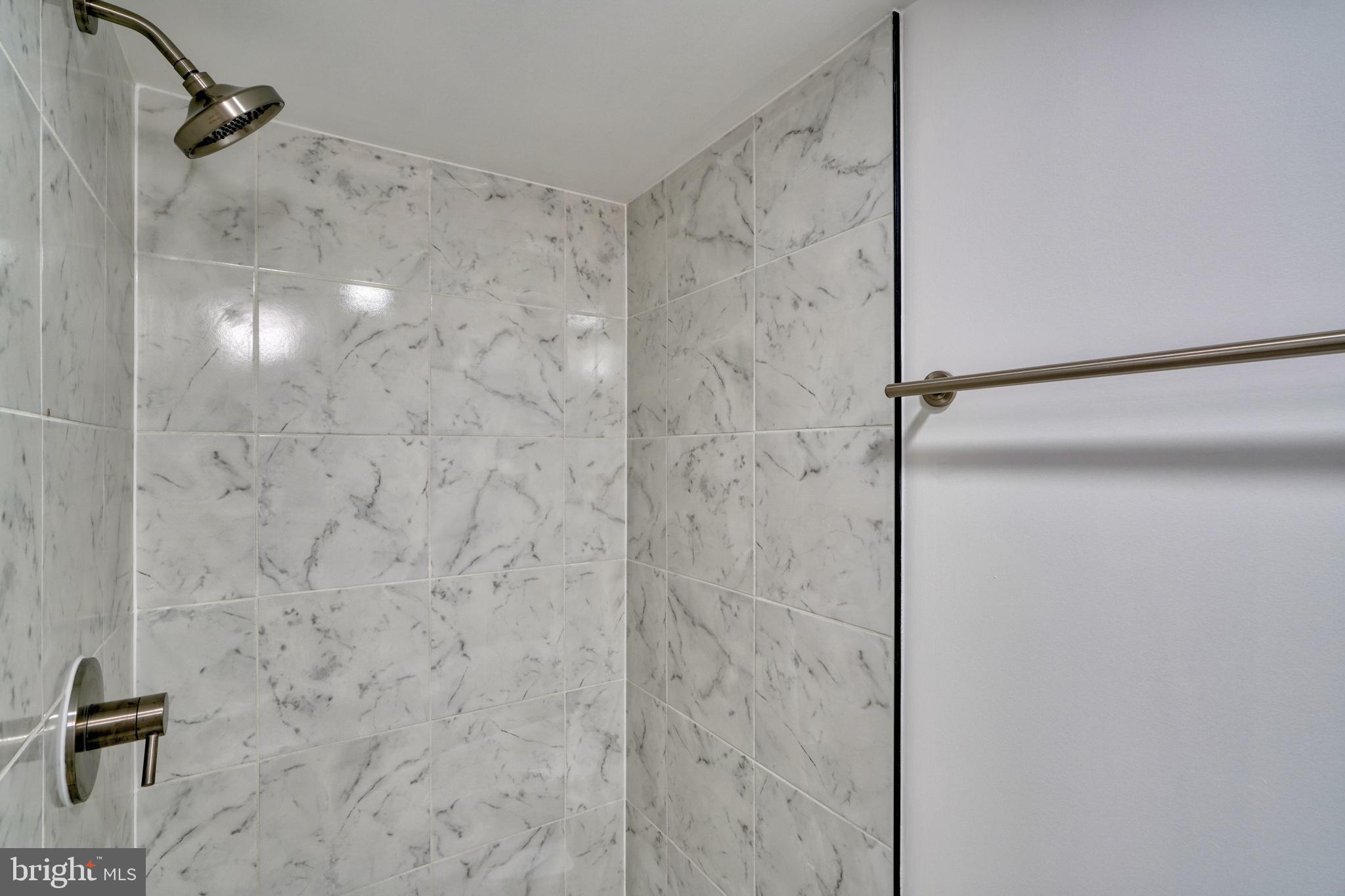 SILVER MANOR - Residential