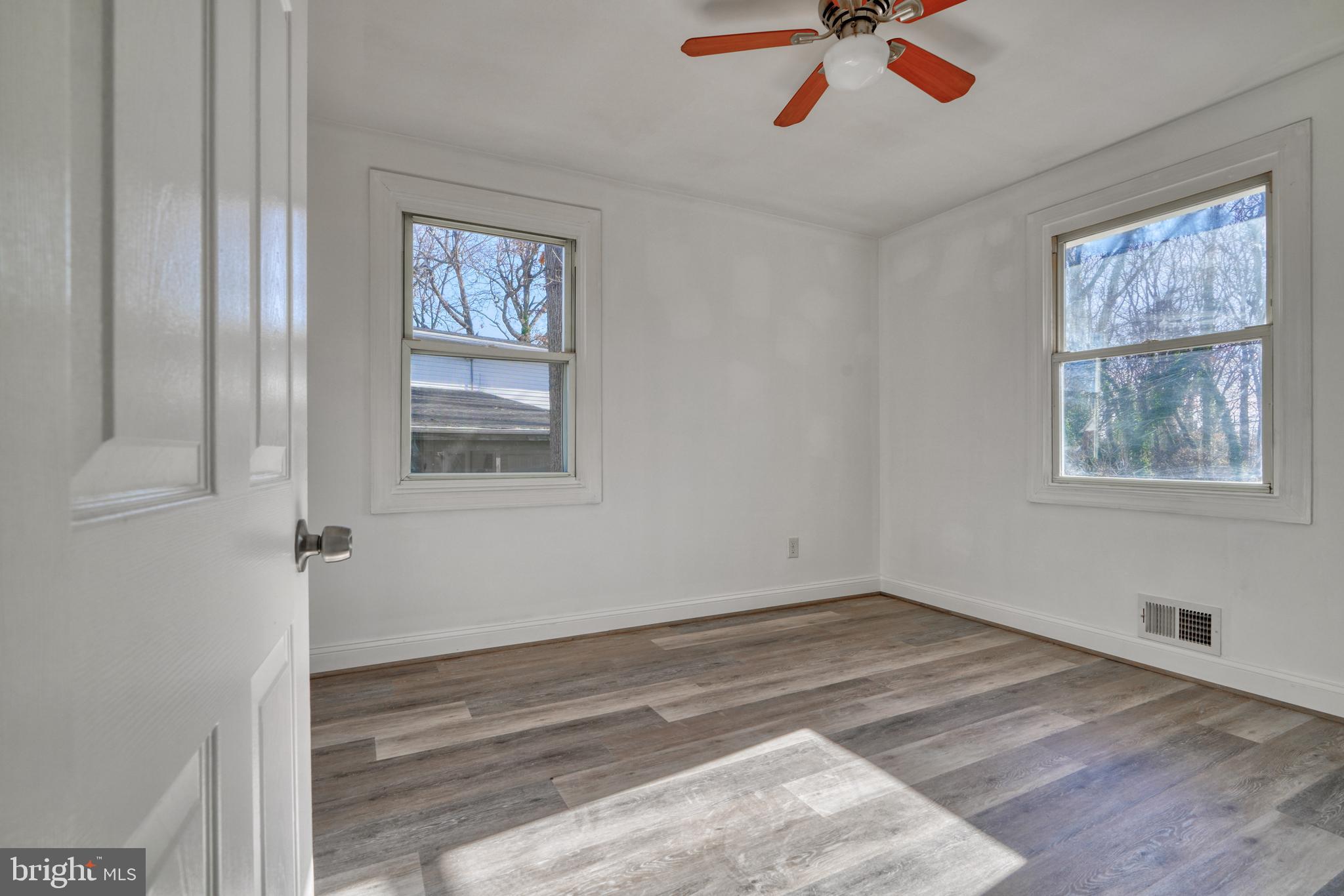 SILVER MANOR - Residential