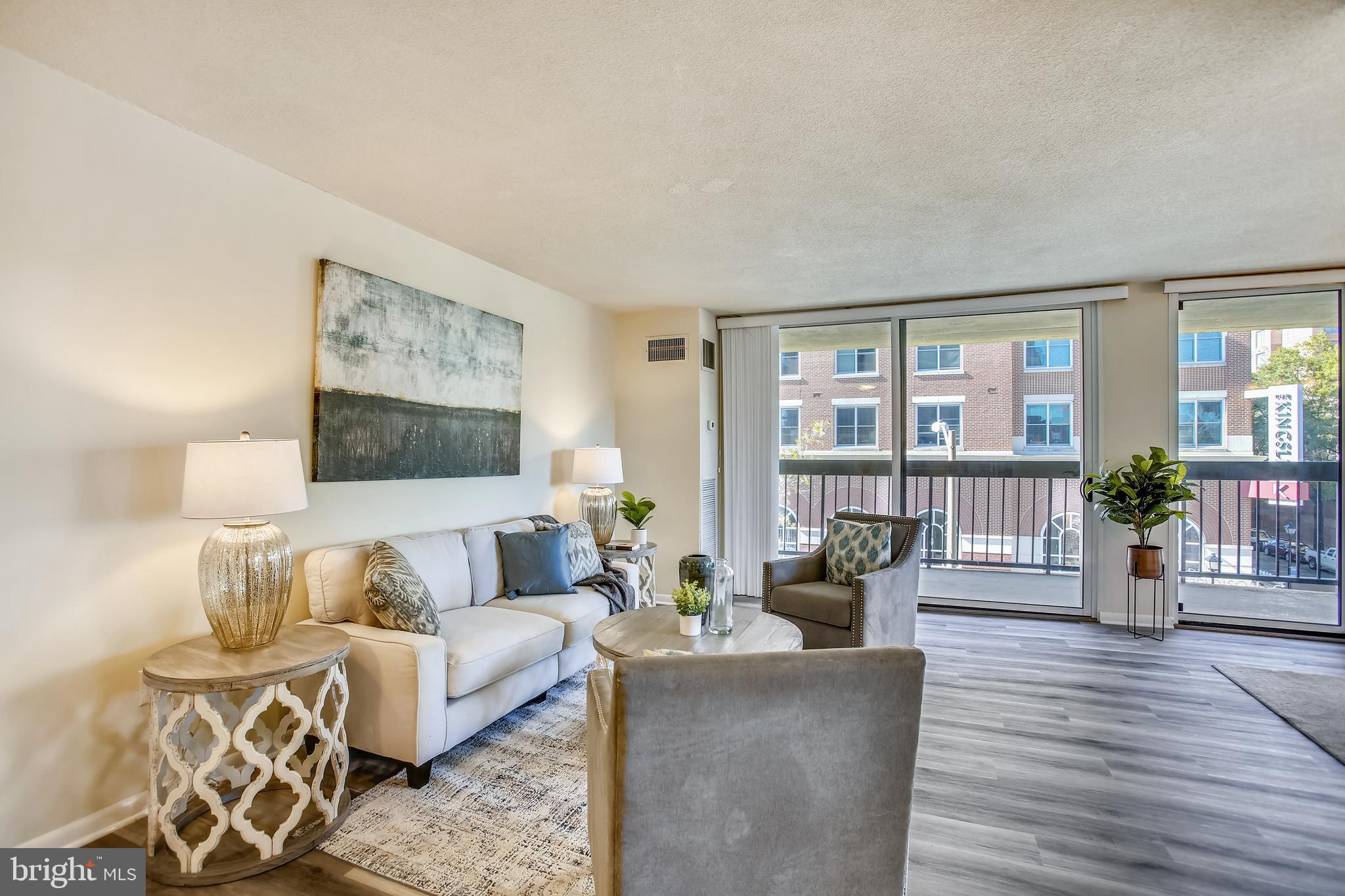 ALEXANDRIA HOUSE - Residential