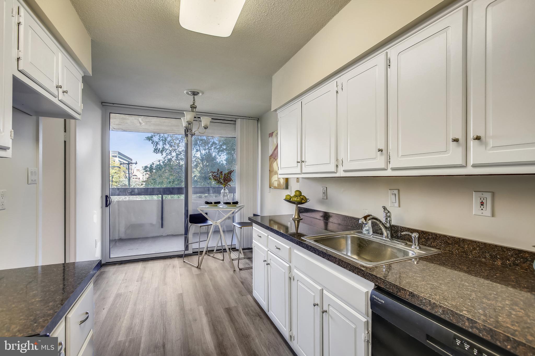 ALEXANDRIA HOUSE - Residential