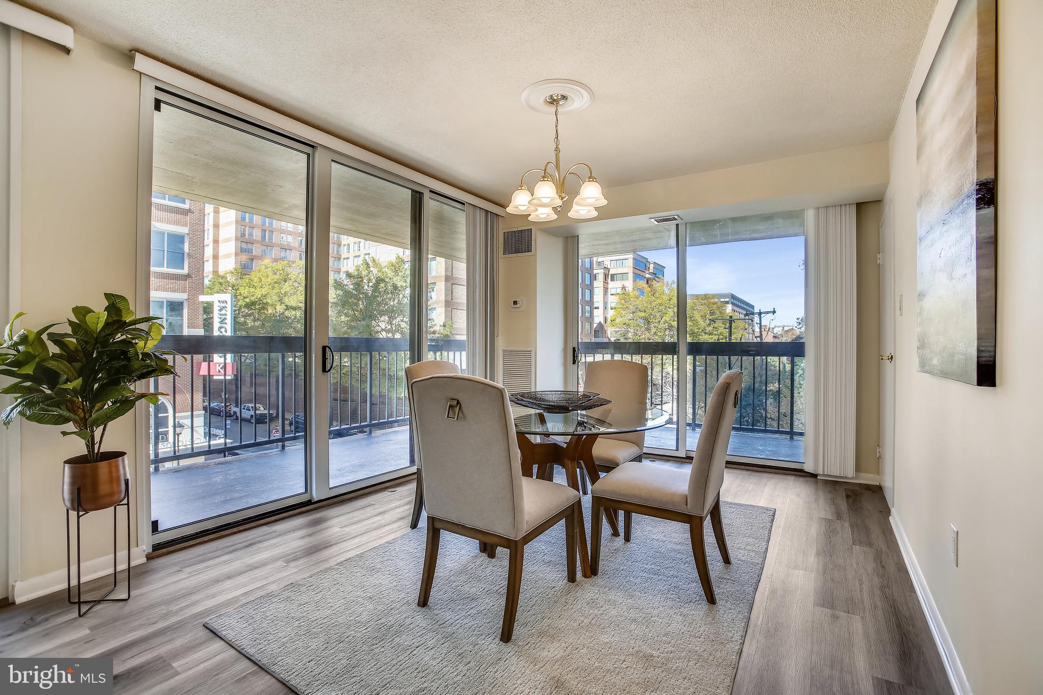 ALEXANDRIA HOUSE - Residential