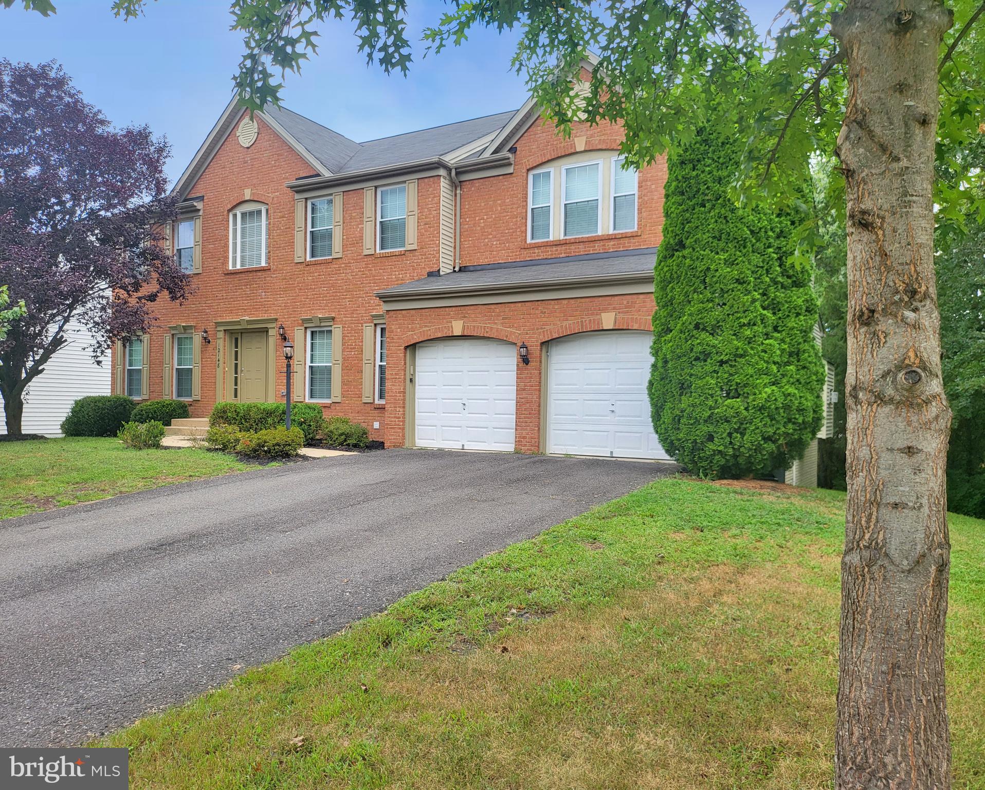 12148 RAIN SLICKER PLACE