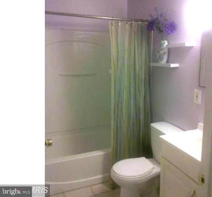 RIVERVIEW - Residential Lease