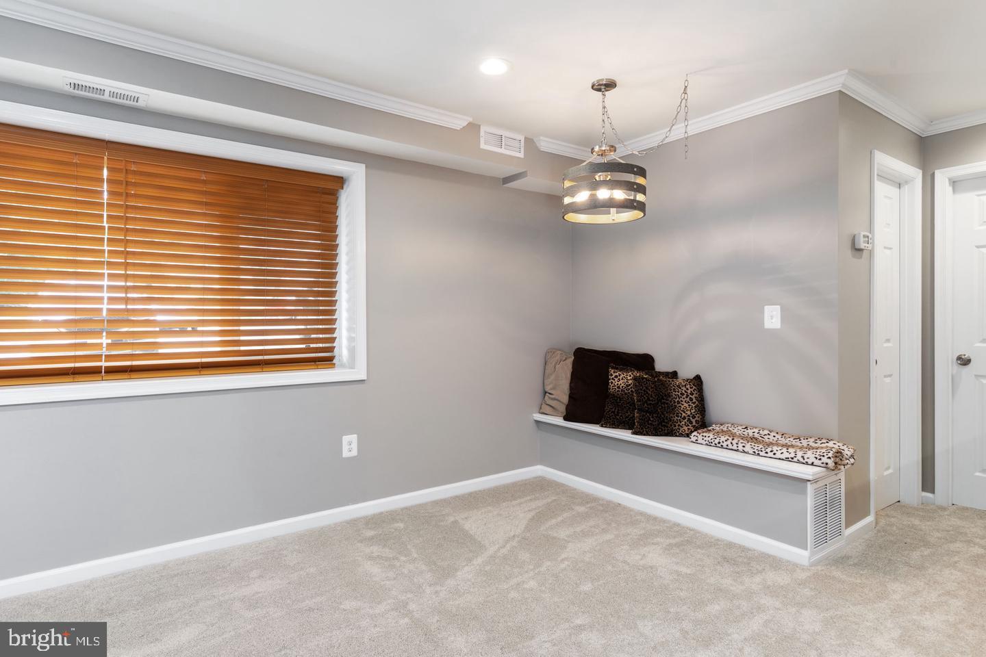 OCCOQUAN RIDGE CONDO - Residential