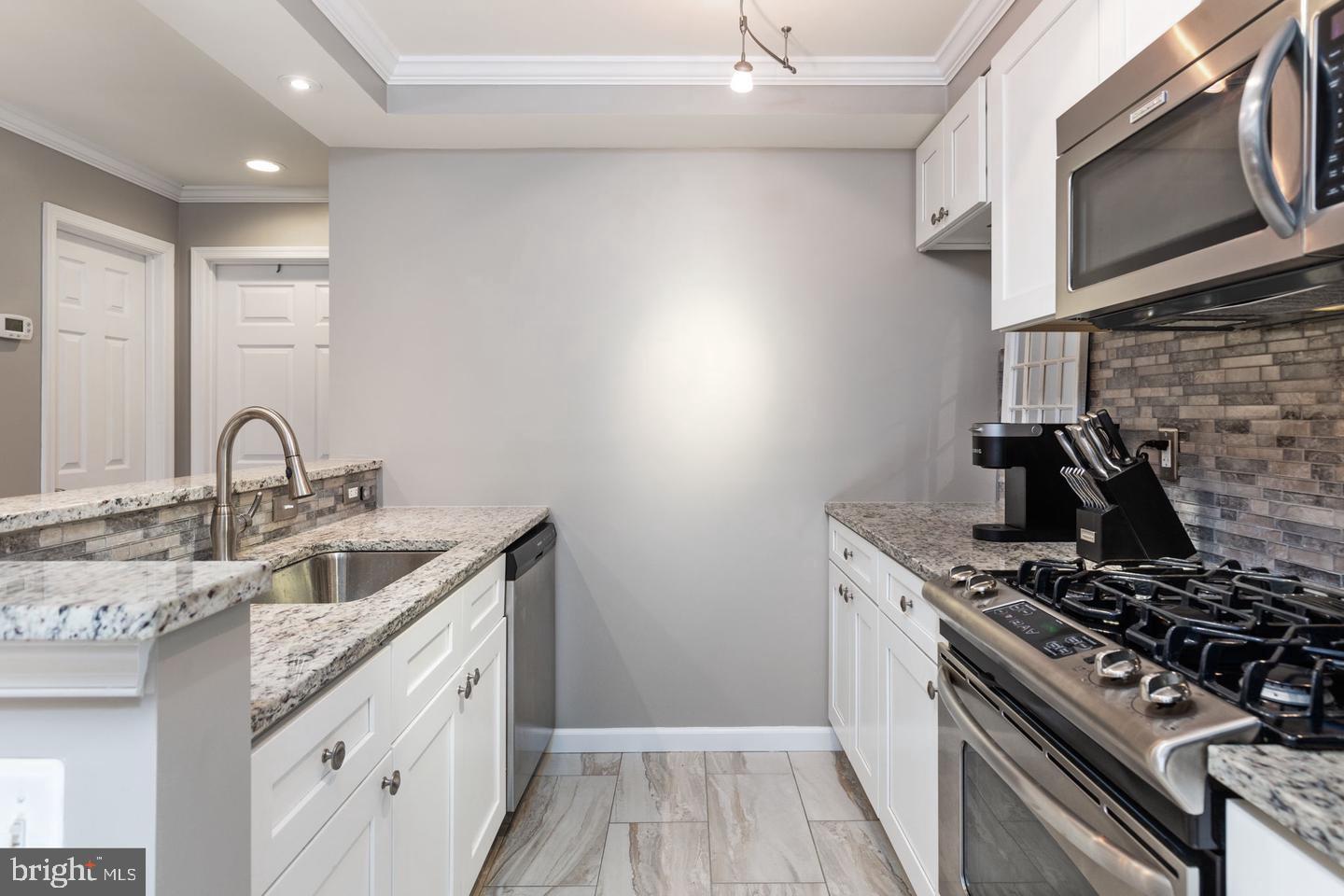 OCCOQUAN RIDGE CONDO - Residential