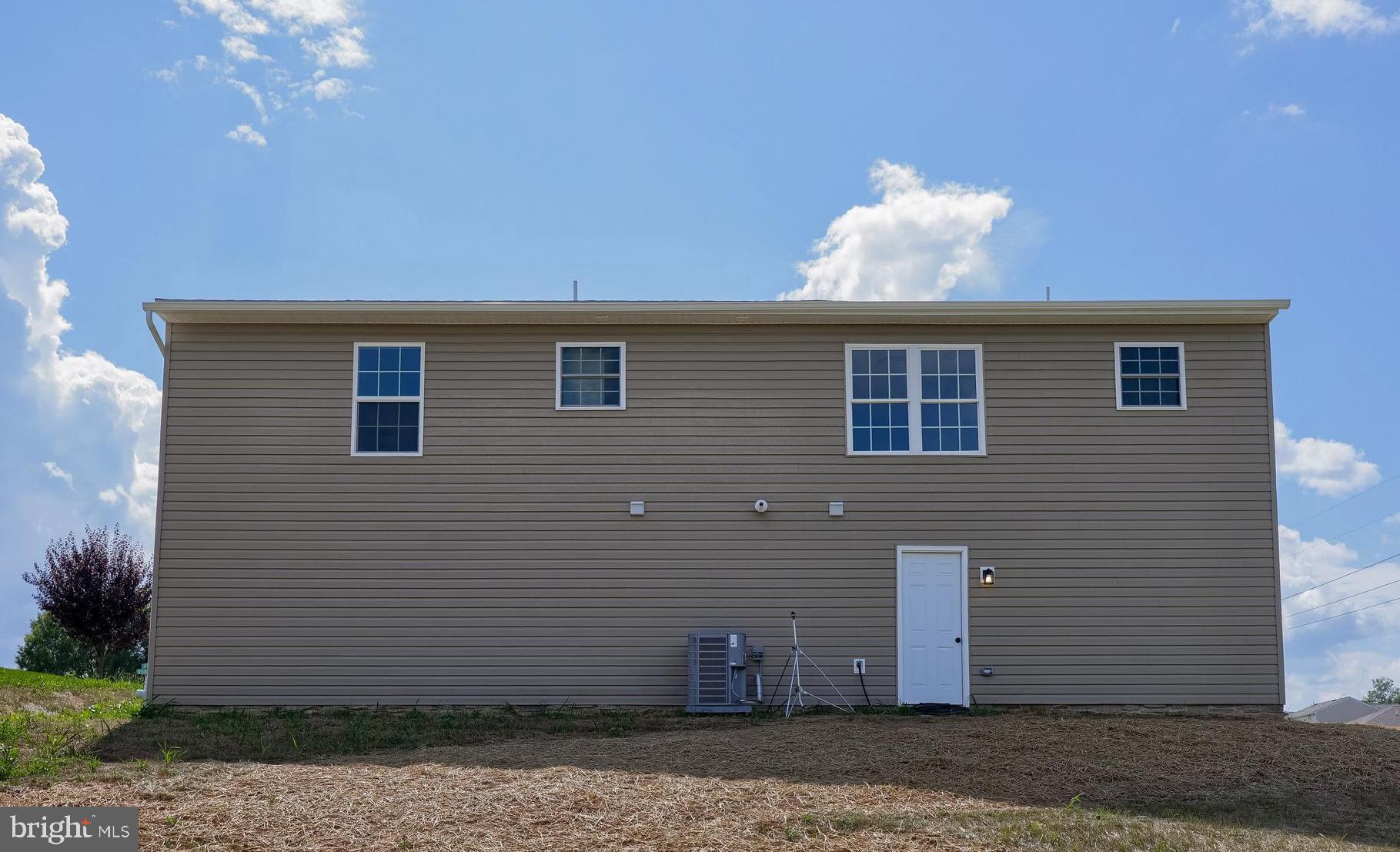 PAHAGACO HILLS - Residential