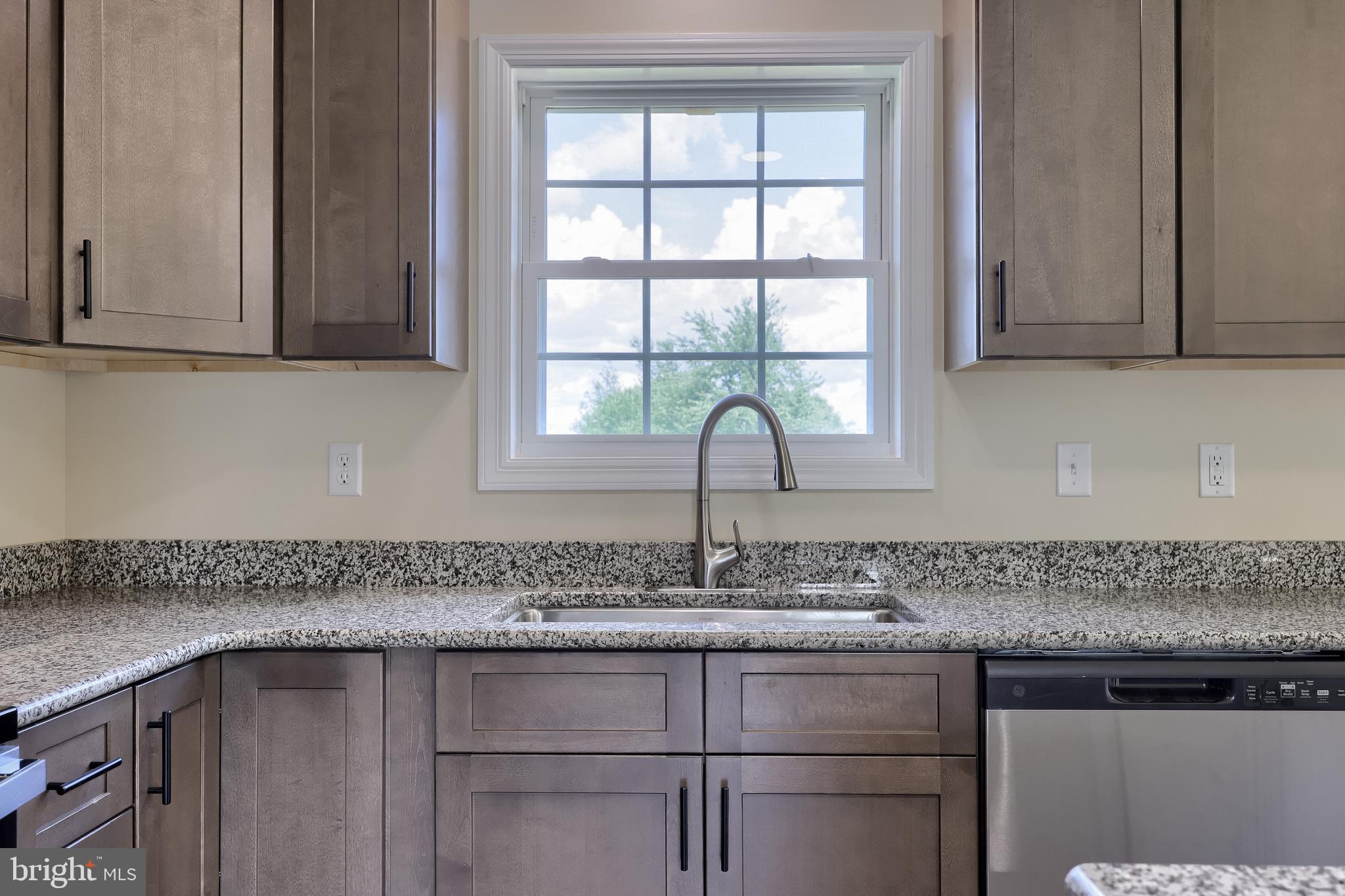 PAHAGACO HILLS - Residential