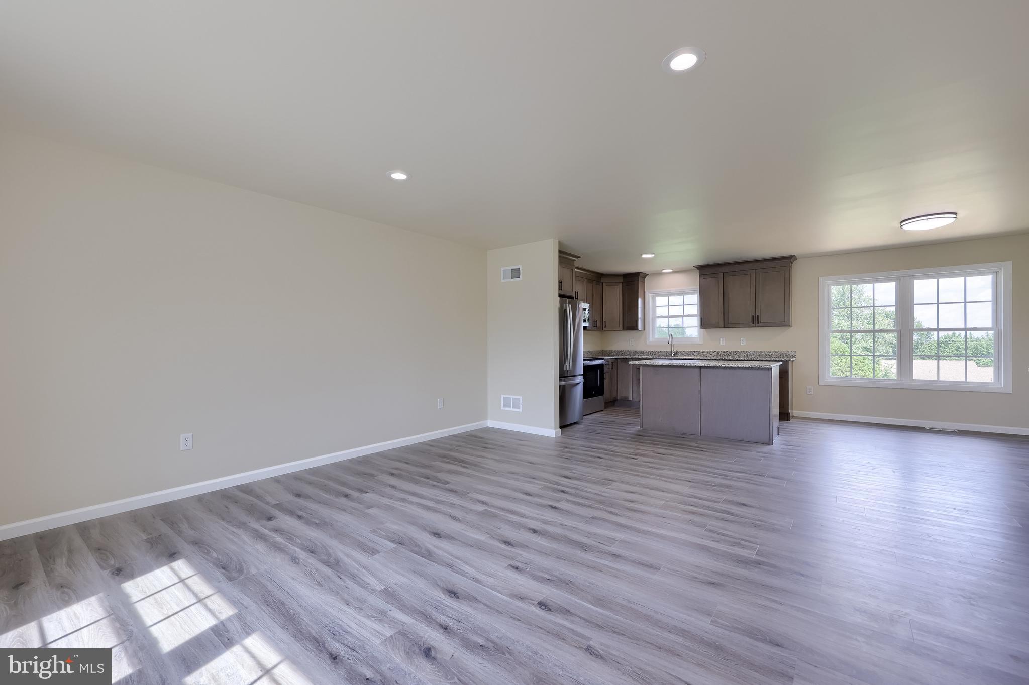 PAHAGACO HILLS - Residential