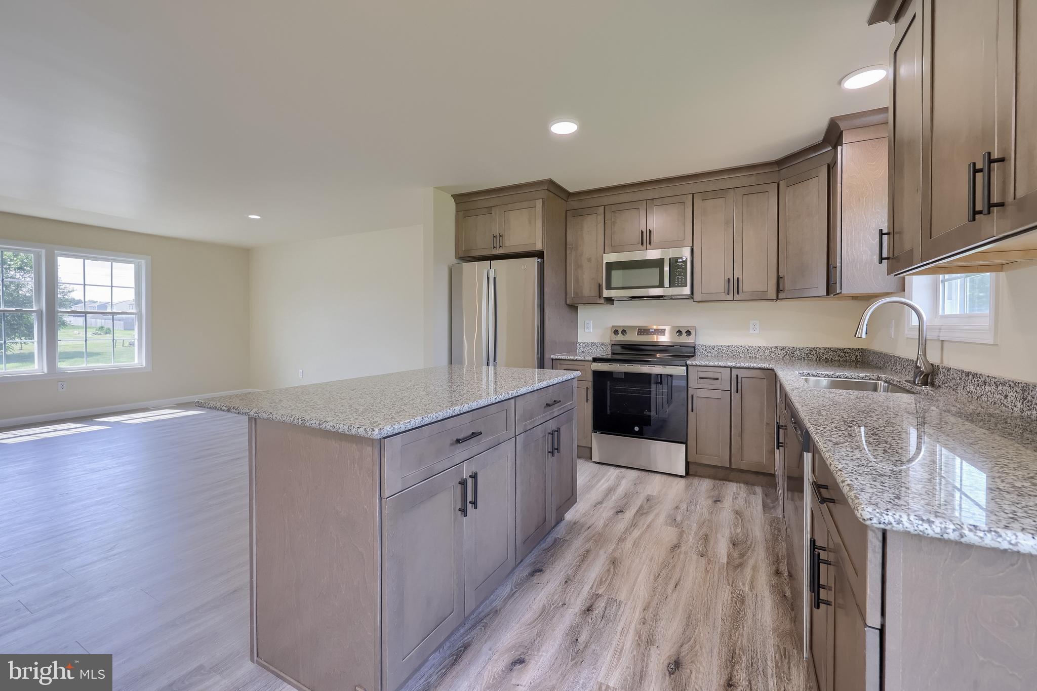 PAHAGACO HILLS - Residential