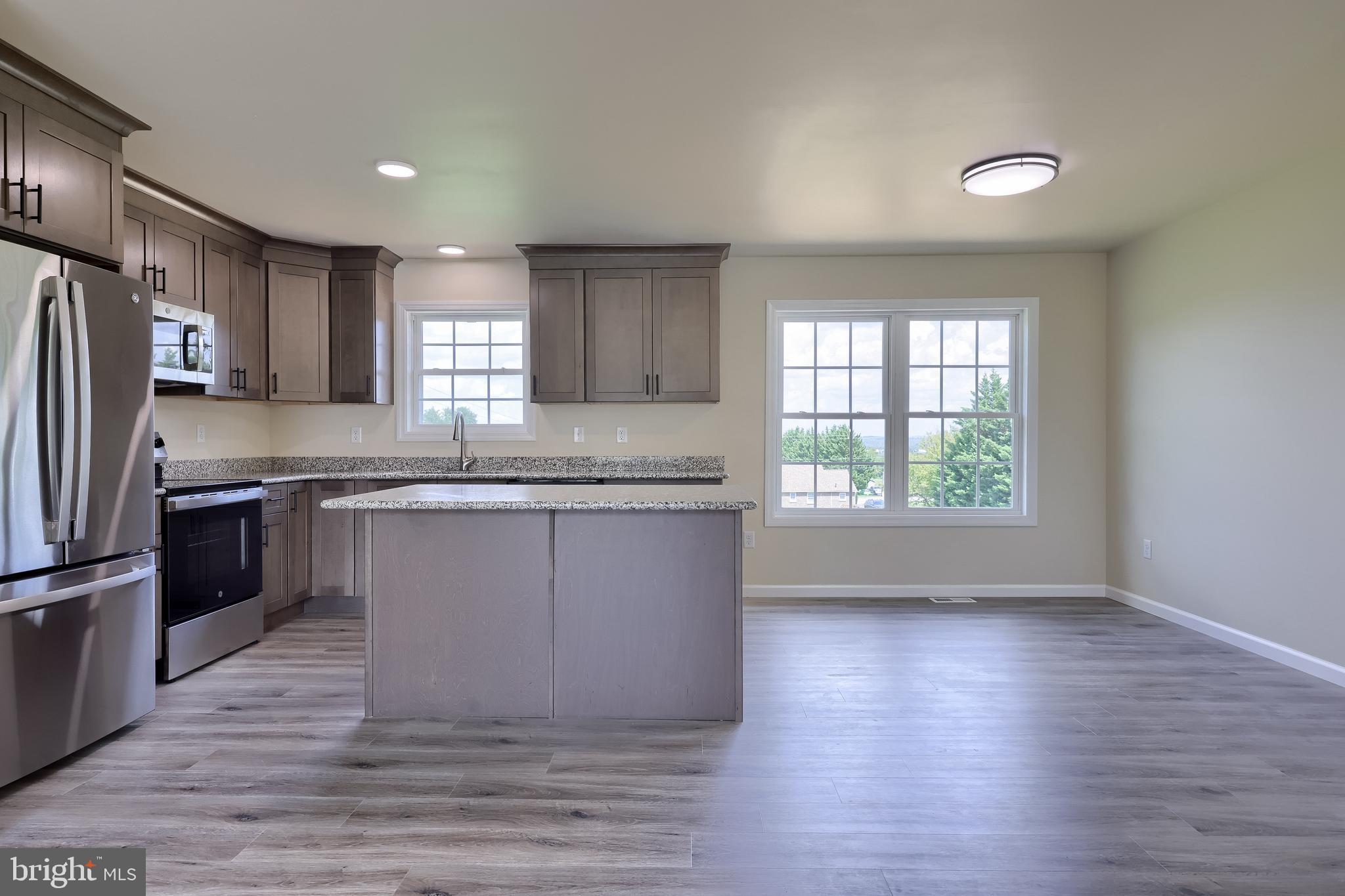 PAHAGACO HILLS - Residential