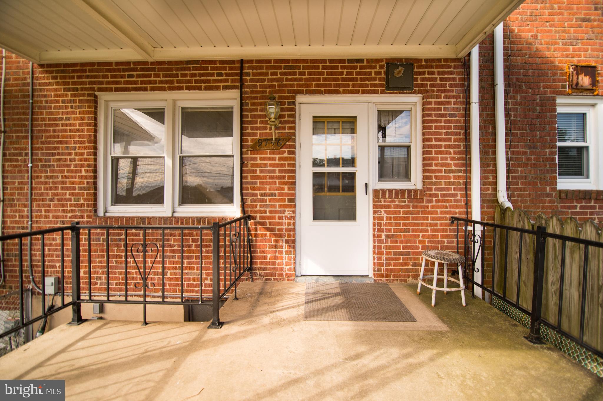 MAPLECREST - Residential Lease