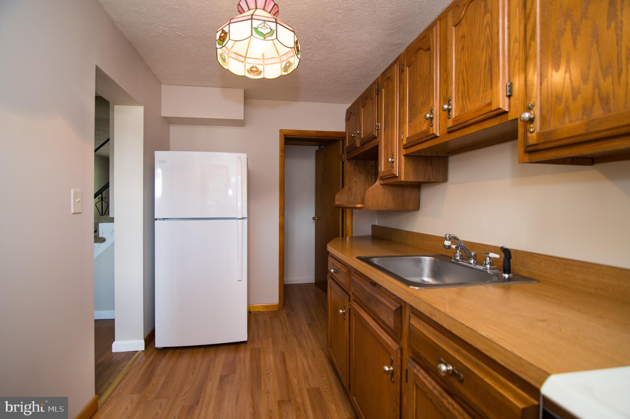 MAPLECREST - Residential Lease