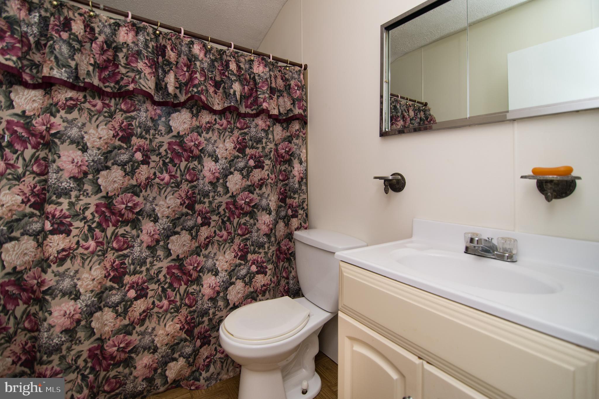 MAPLECREST - Residential Lease