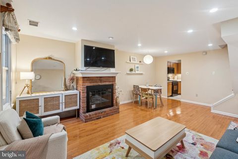 1110 LOMBARD STREET 17 PHILADELPHIA PA 19147