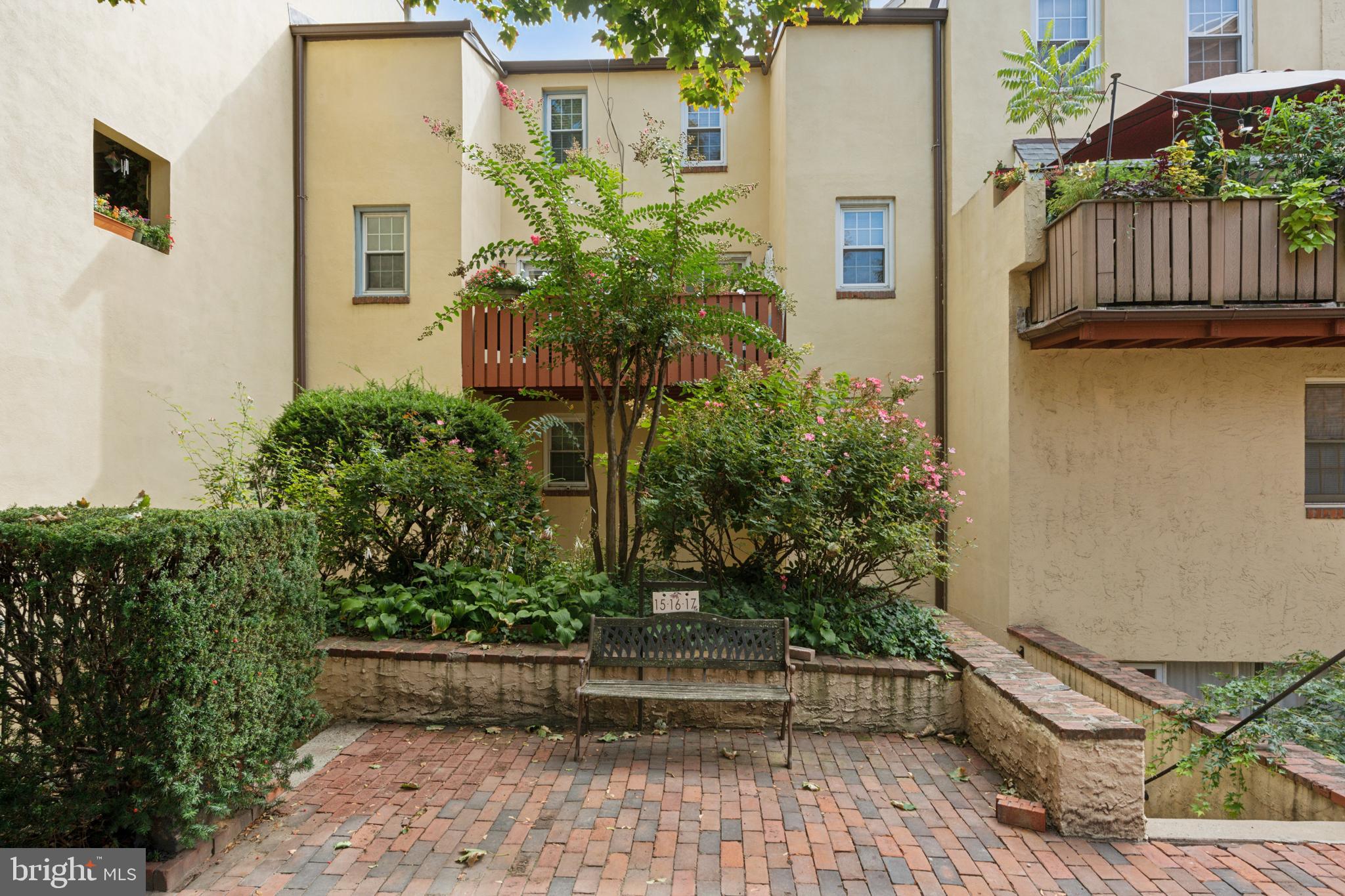 WASHINGTON SQ WEST - Residential