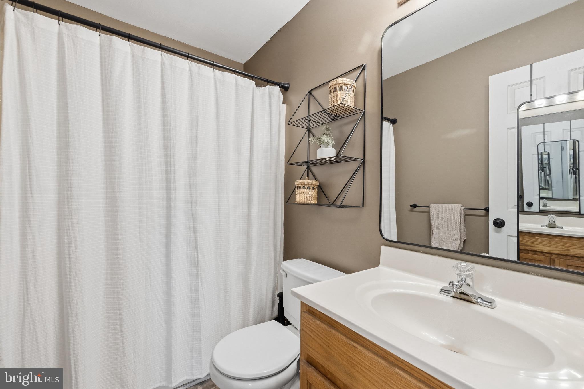 HIGHLANDS OF WARRENTON PHASE 2 - Residential