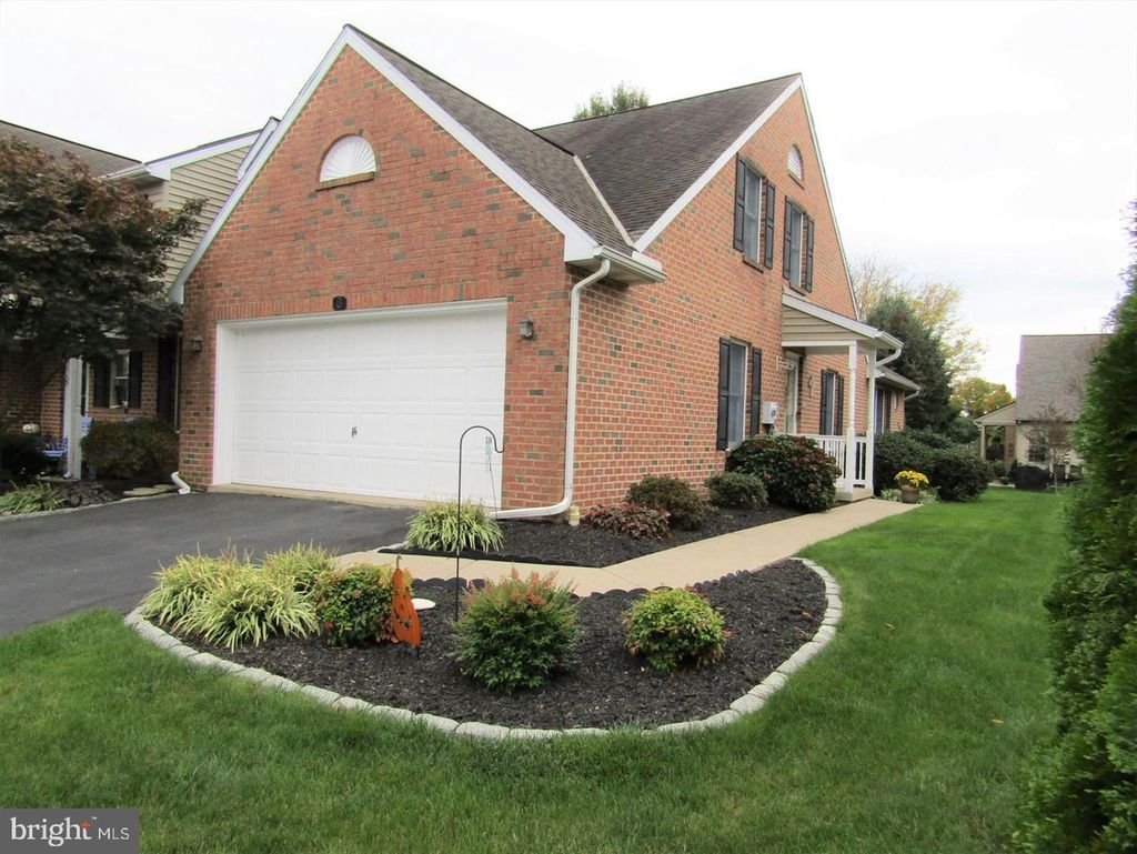 Photo of 6 Pennridge Avenue, MOUNTVILLE, PA 17554 (MLS # PALA2072672)