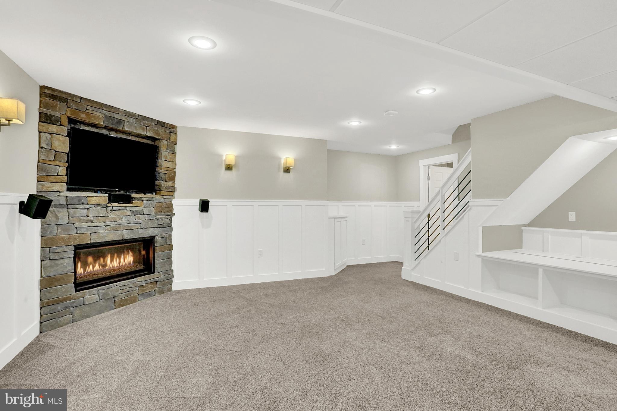 ARBOR GREENE - Residential