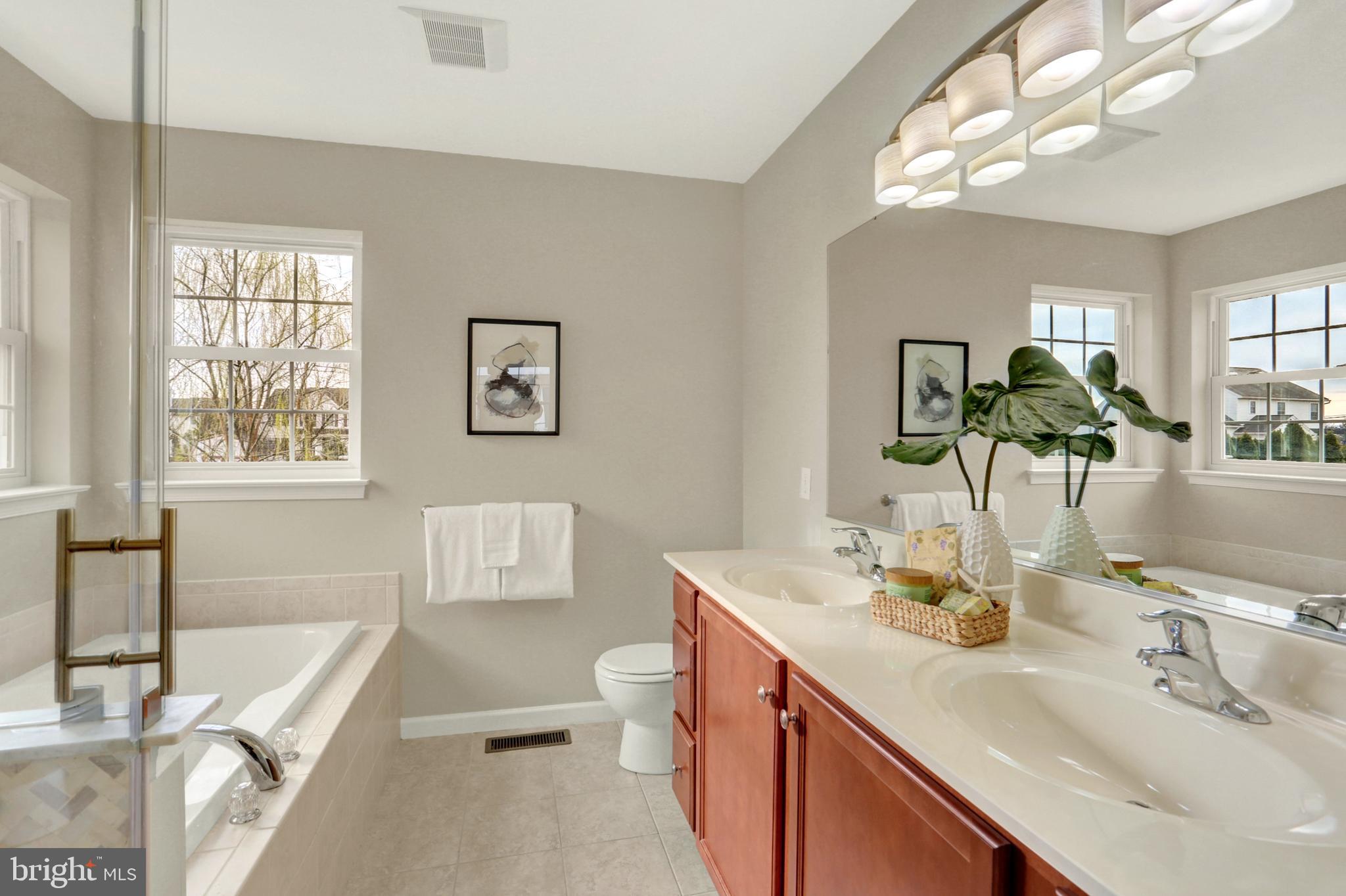 ARBOR GREENE - Residential