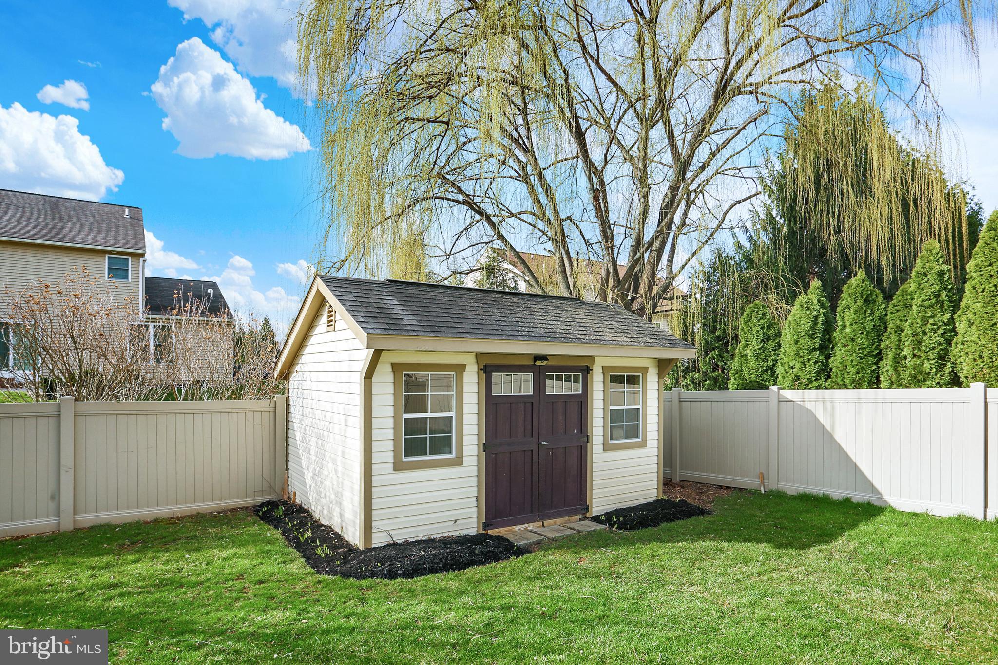 ARBOR GREENE - Residential