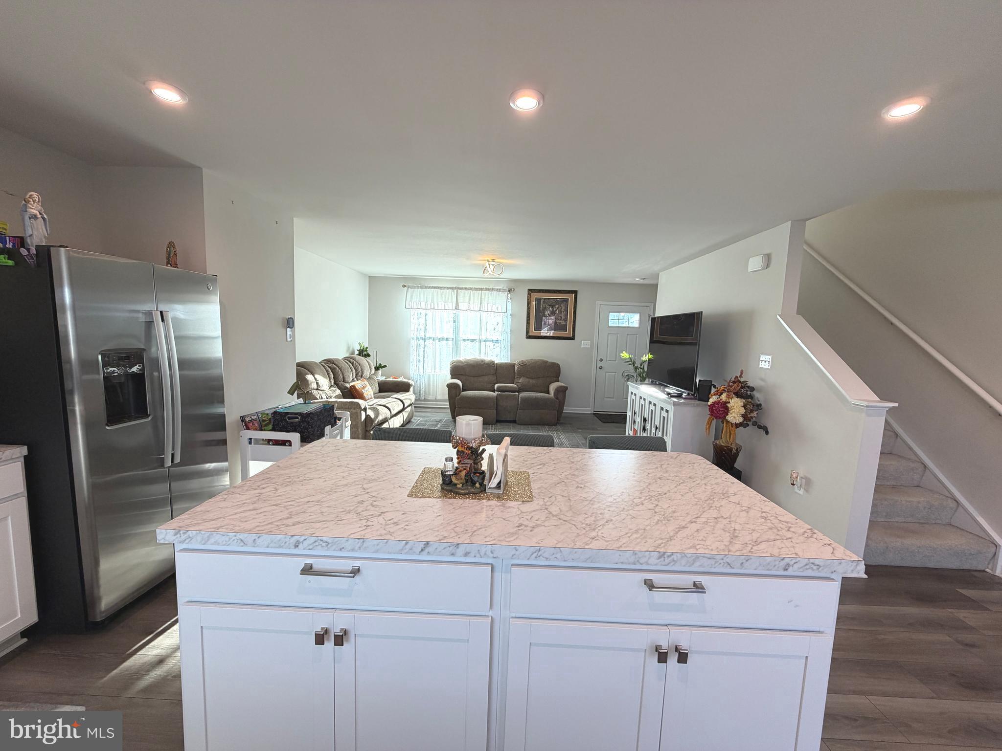 WEA-VILLA - Residential