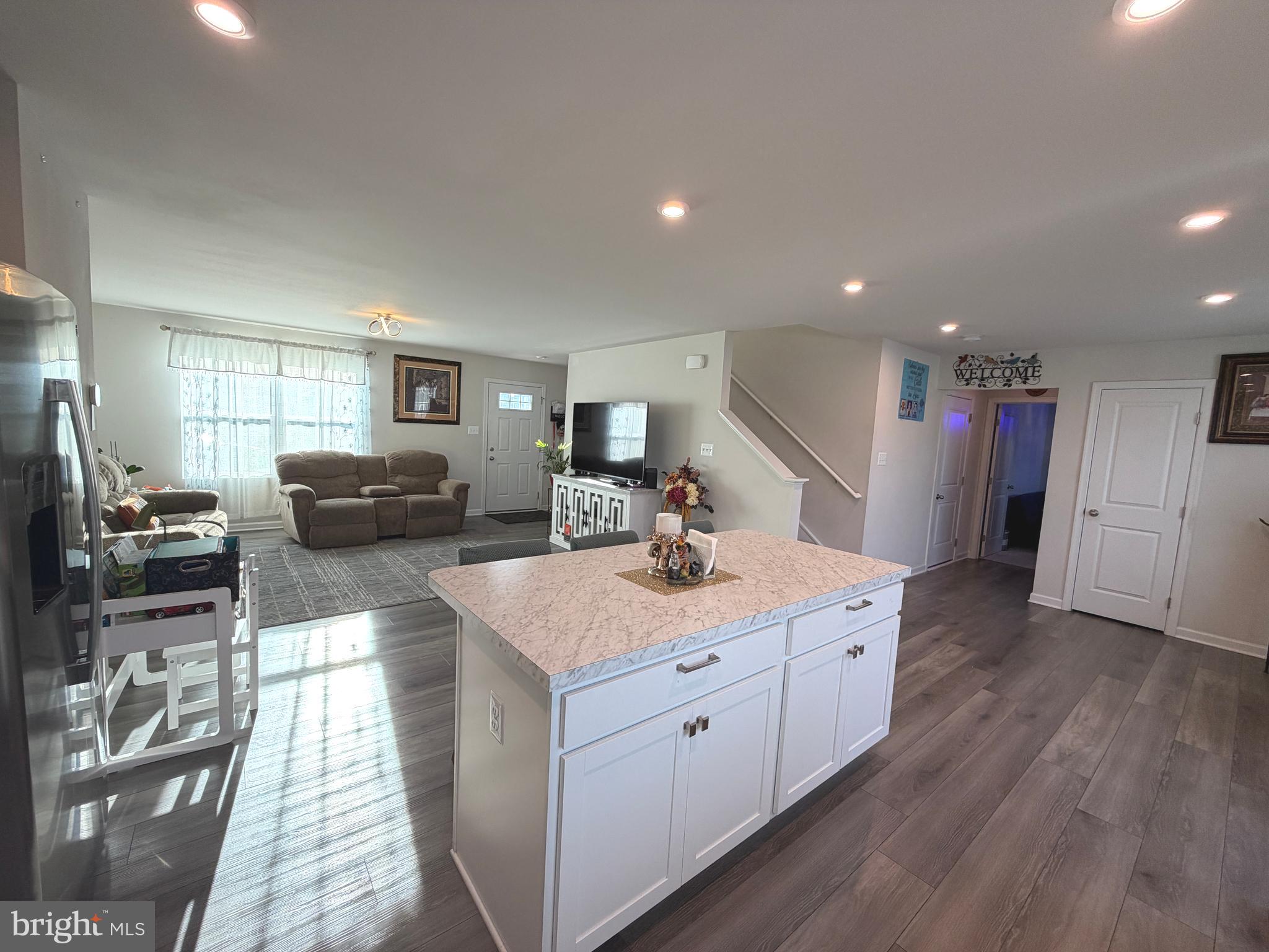 WEA-VILLA - Residential