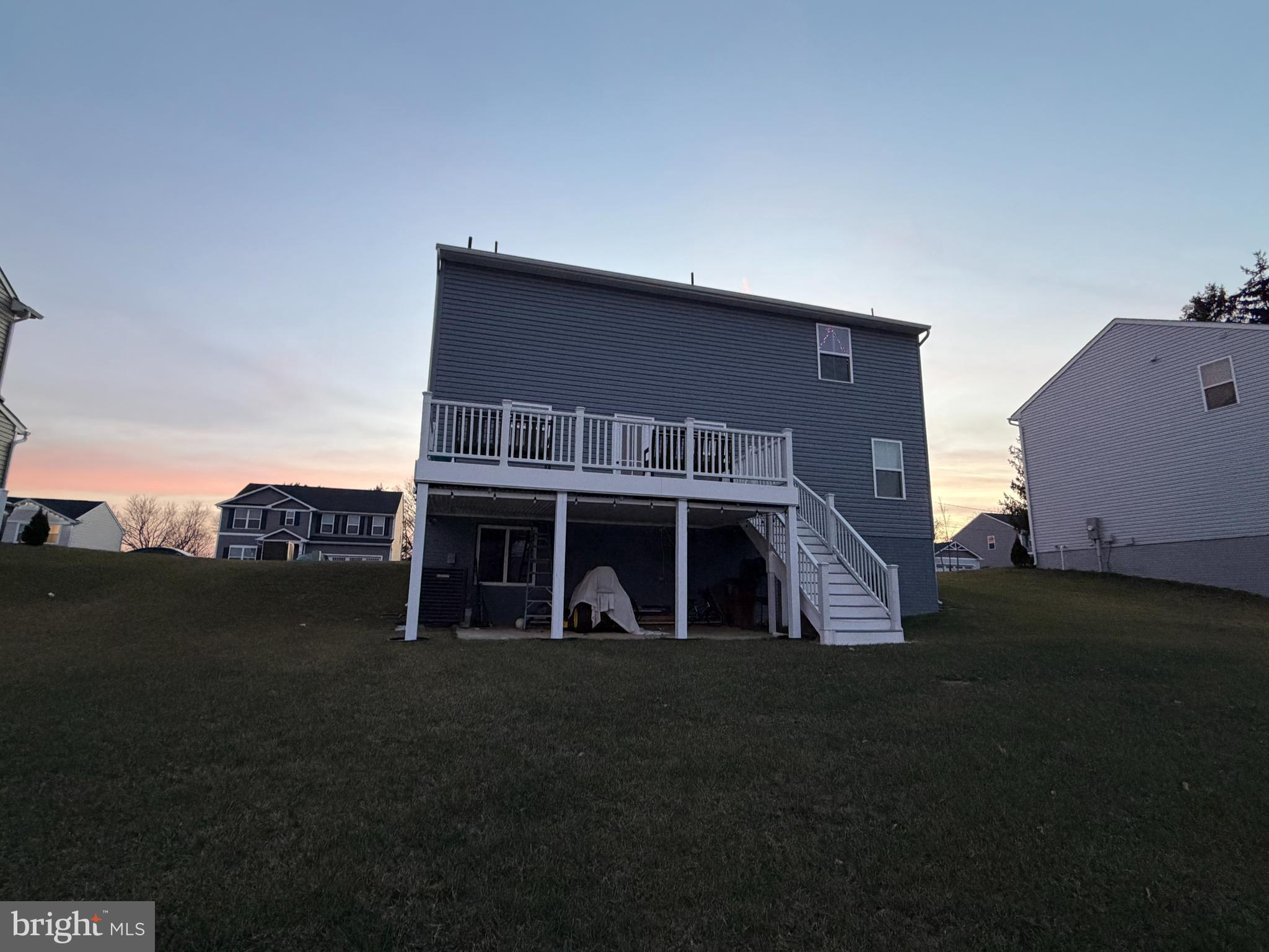 WEA-VILLA - Residential